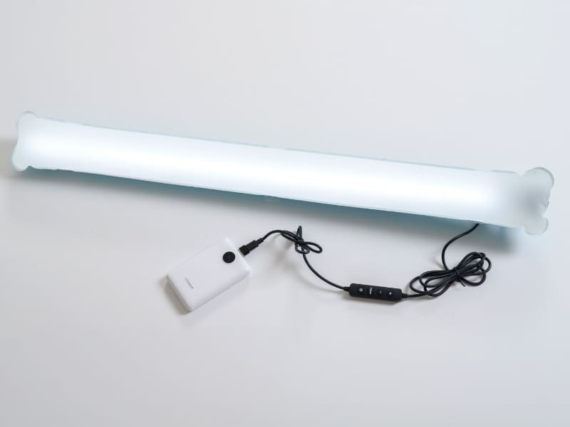 膨らませて使う高演色LEDライト。モバイルバッテリーで駆動 - デジカメ