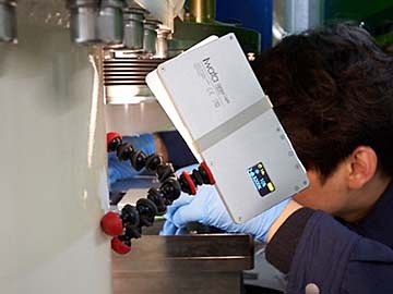 Bluetoothで遠隔操作できる防水LEDライト「LitraPro」 - デジカメ Watch