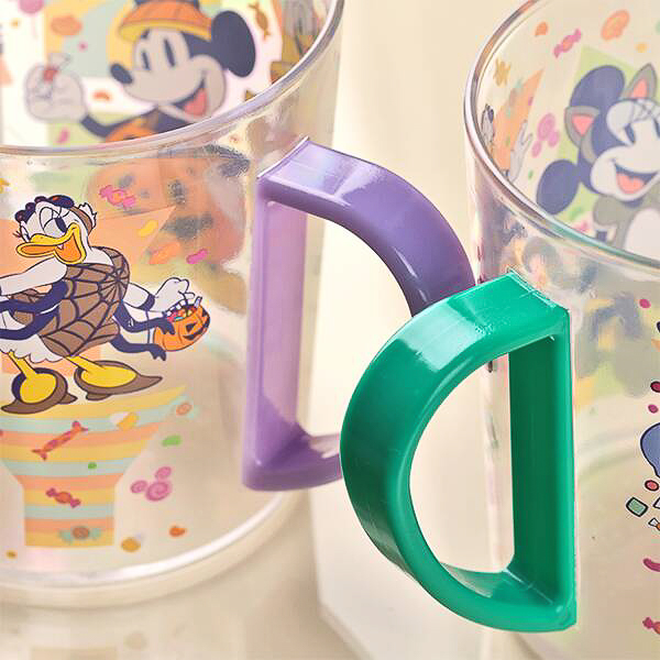 カルディ、ディズニーの“ミッキー＆ミニー”がハロウィン仮装した