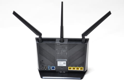 値下げした高スペックルーターの実力を再確認、ASUS「RT-AC86U