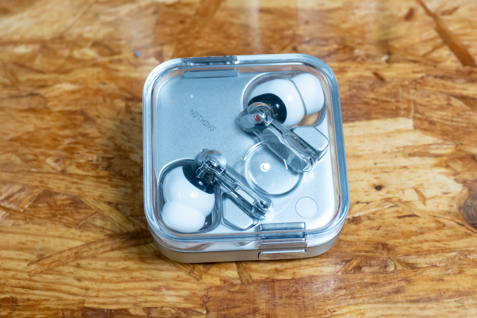 Nothingのイヤホン「Ear (3)」の新機能に心が震えた件 - ケータイ Watch