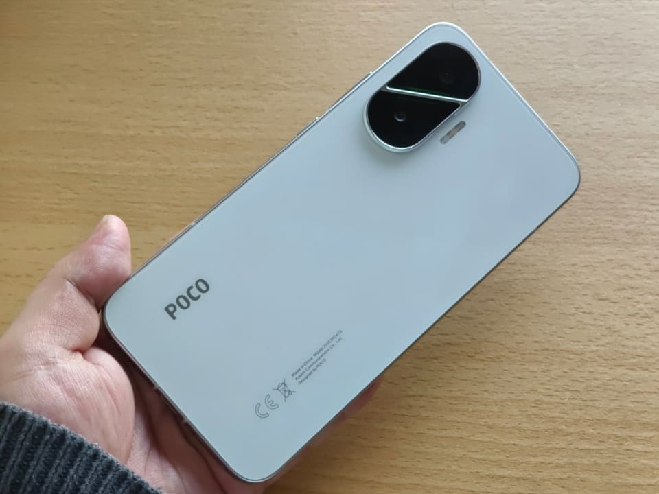 POCO F7レビュー、5万円台でフラッグシップクラスの処理能力と強力