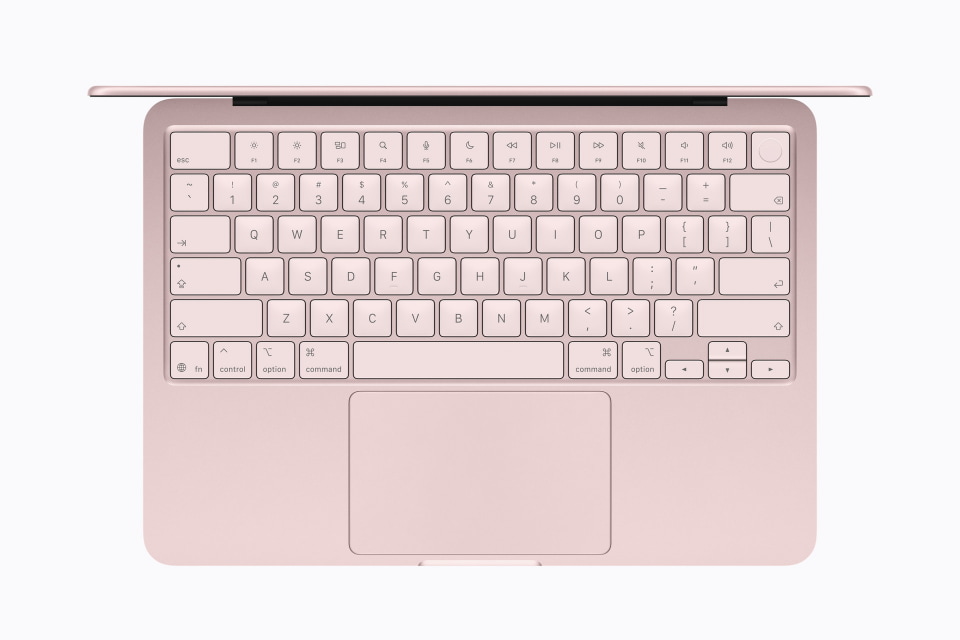 アップル、9.9万円の「MacBook Neo」発表 - ケータイ Watch