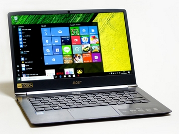 日本エイサー、Core i5-8250U搭載で重量970gの14型ノート「Swift 5