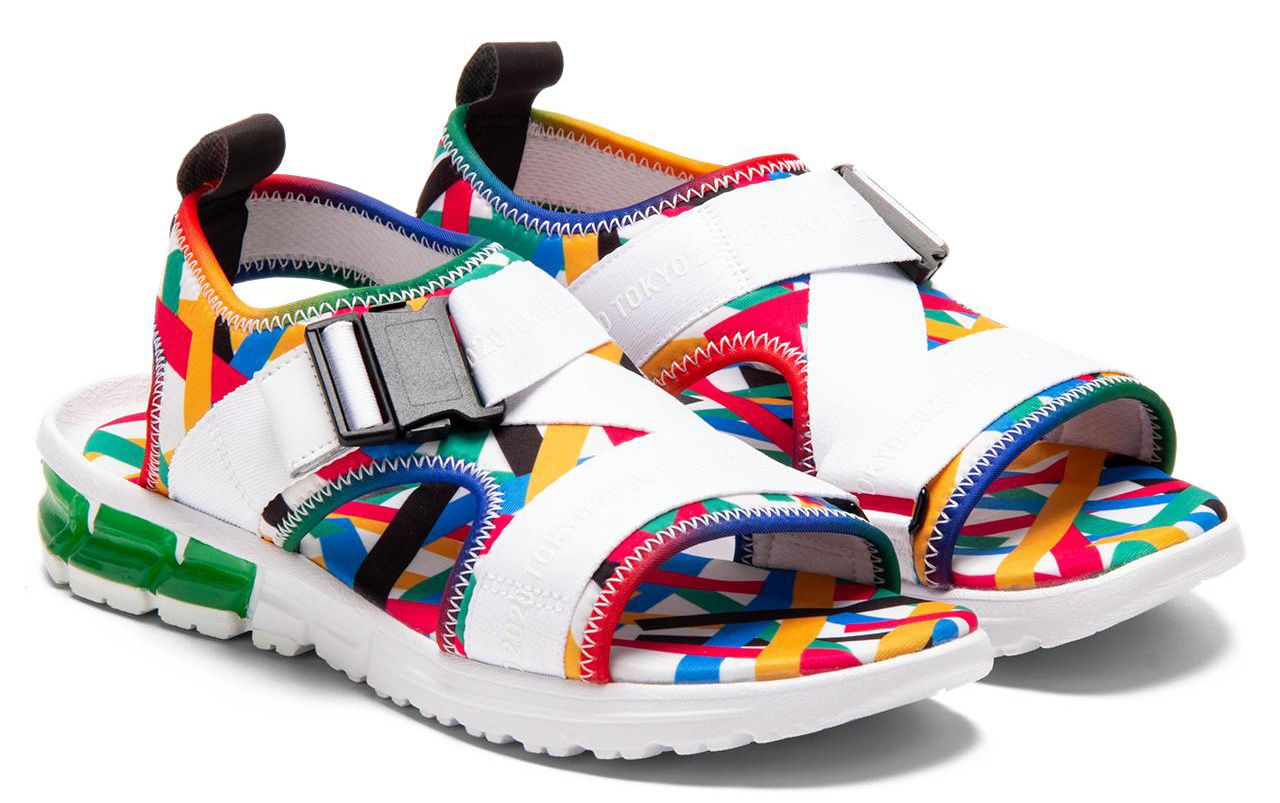 オリンピックシンボルカラーをあしらった 東京2020公式ライセンス商品