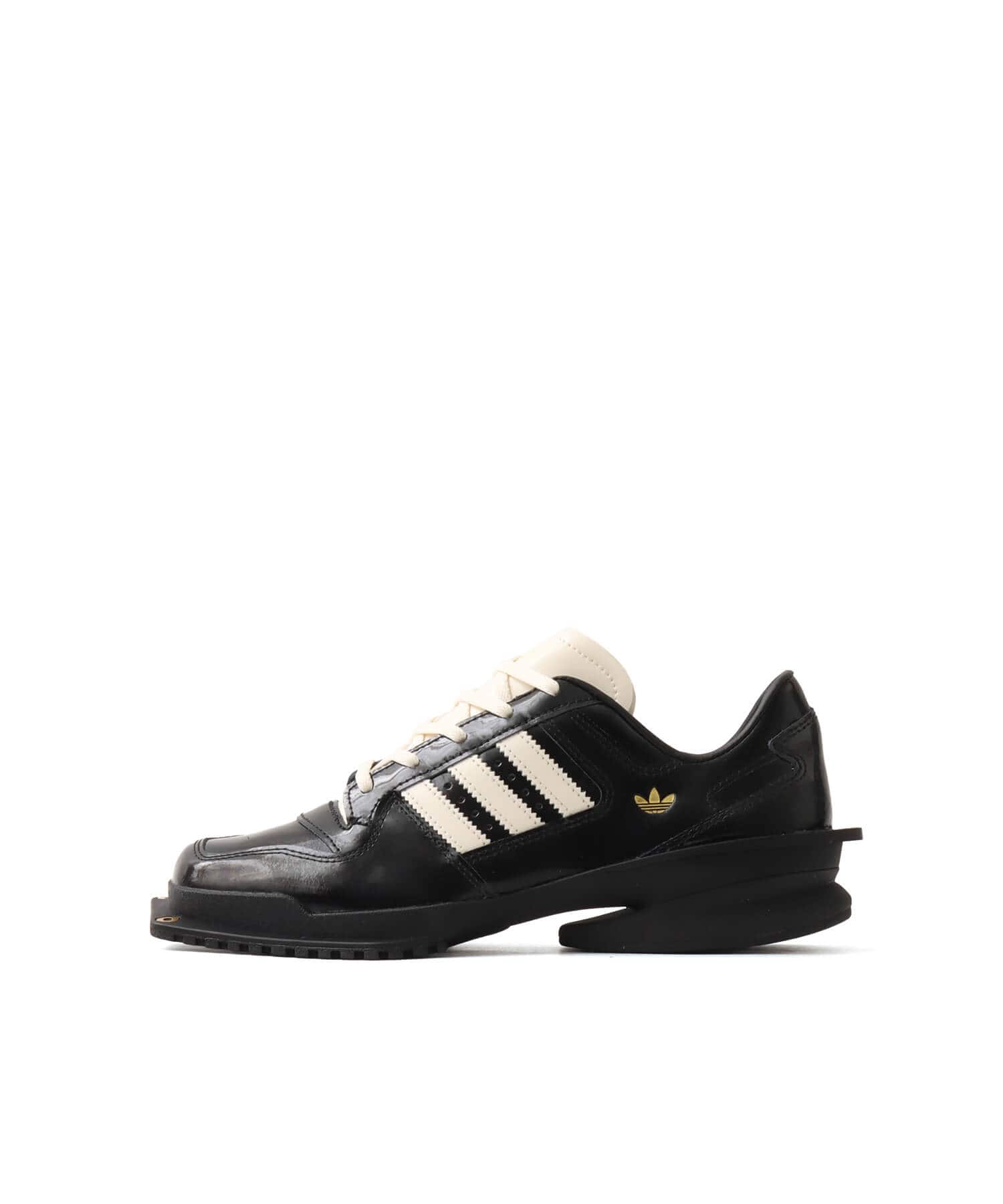 adidas FORUM SQ W CBLACK/CREWHT/GOLDMT（アディダス フォーラム