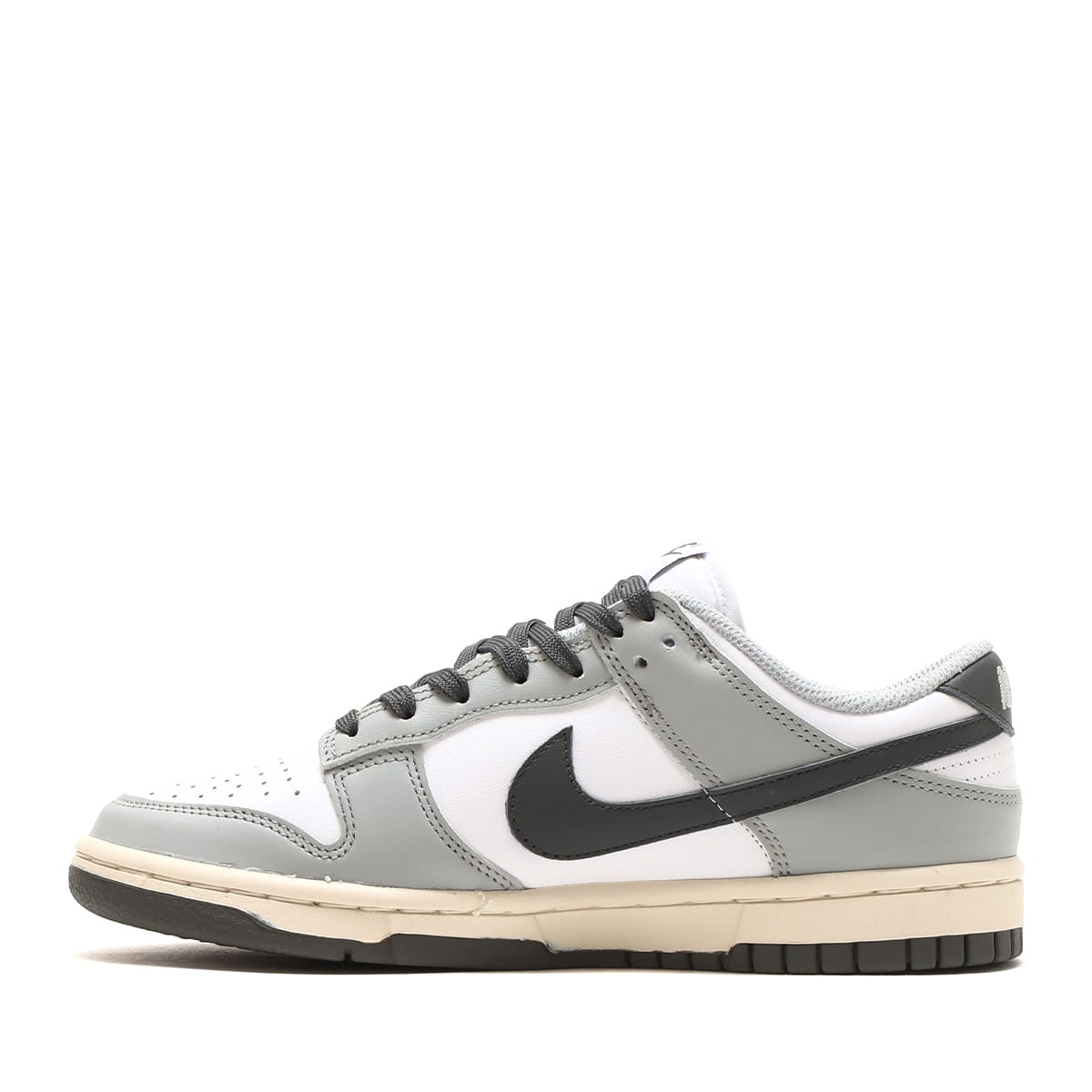 NIKE W DUNK LOW WHITE/IRON GREY-LT SMOKE GREY-SAIL 24SP-I（ナイキ
