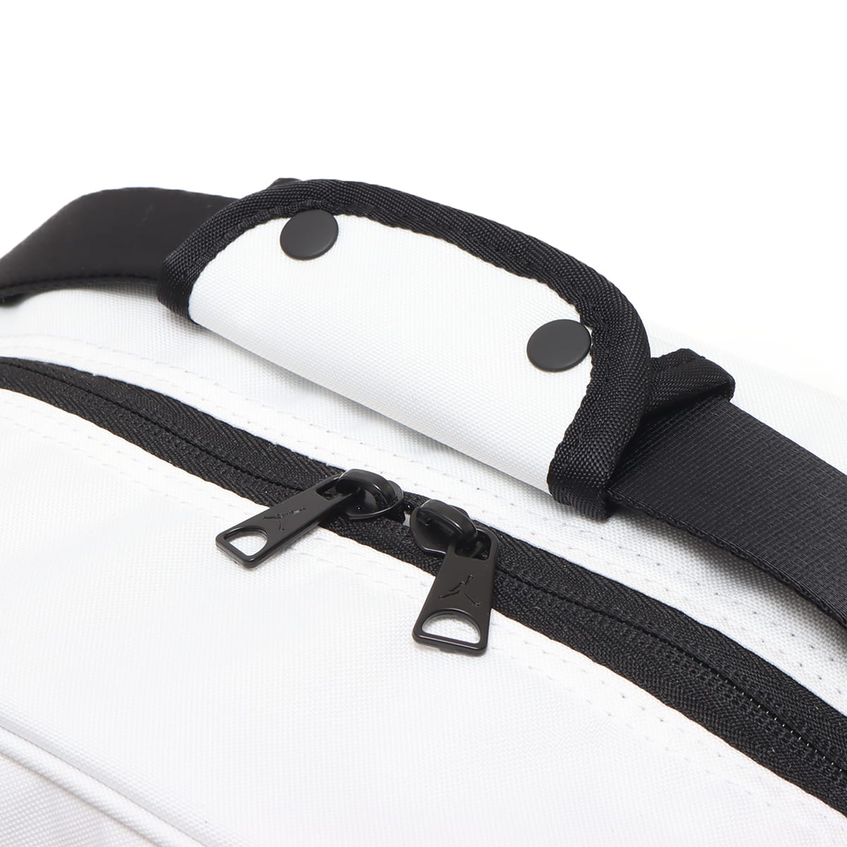 JORDAN FADEAWAY BOSTON BAG バーシティレッド/ホワイト/ブラック