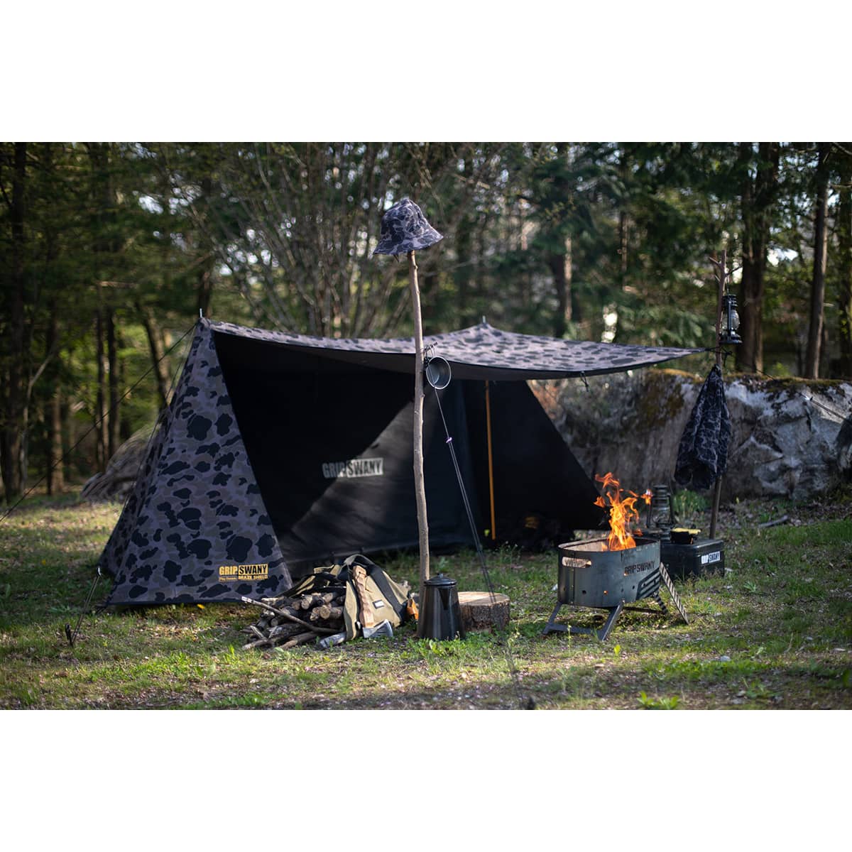 GRIP SWANY × atmos FIREPROOF GS TENT GS BLACK CAMO（グリップ