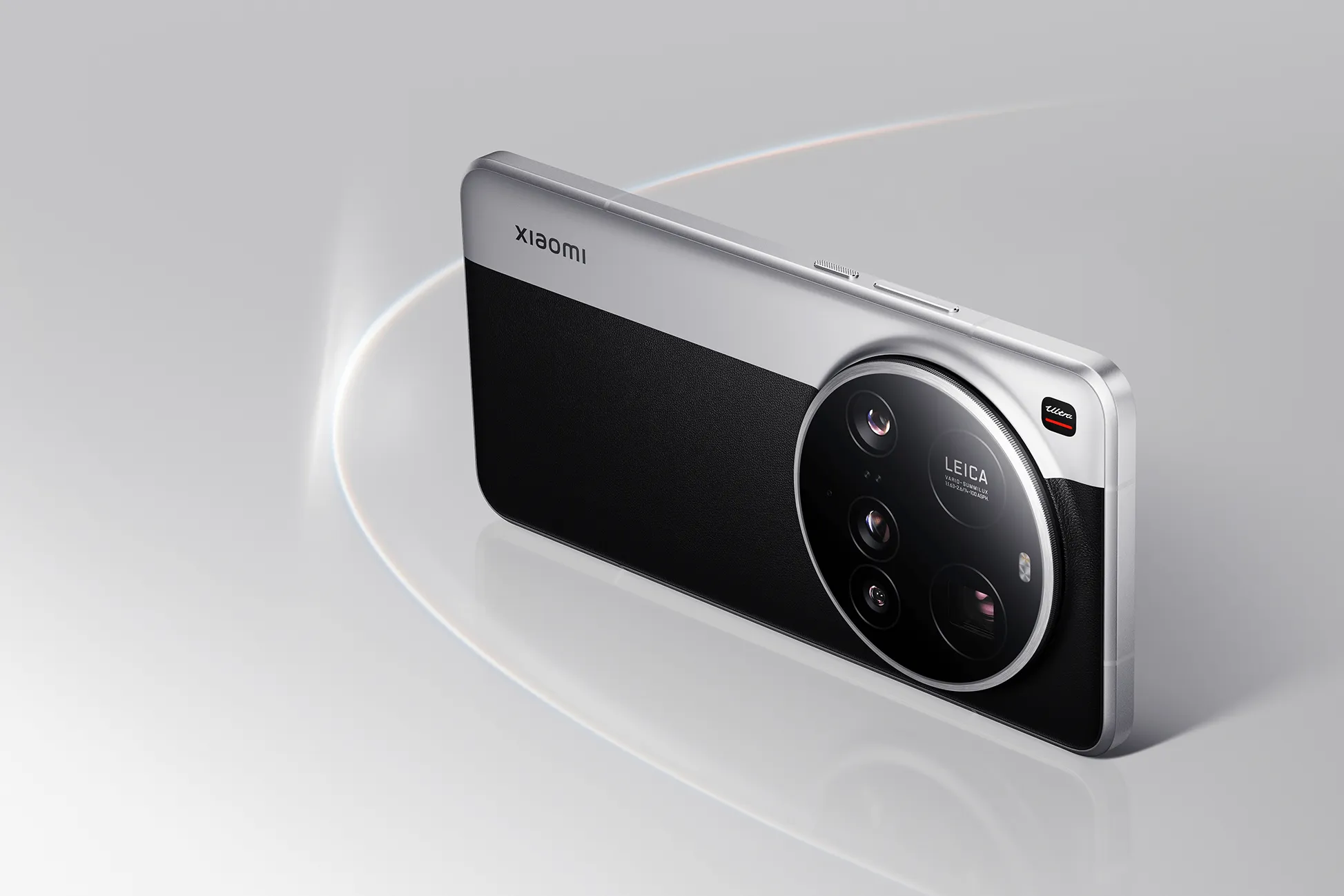 中国の小米、高級スマホ「15ウルトラ」発表－最先端カメラ搭載 - Bloomberg