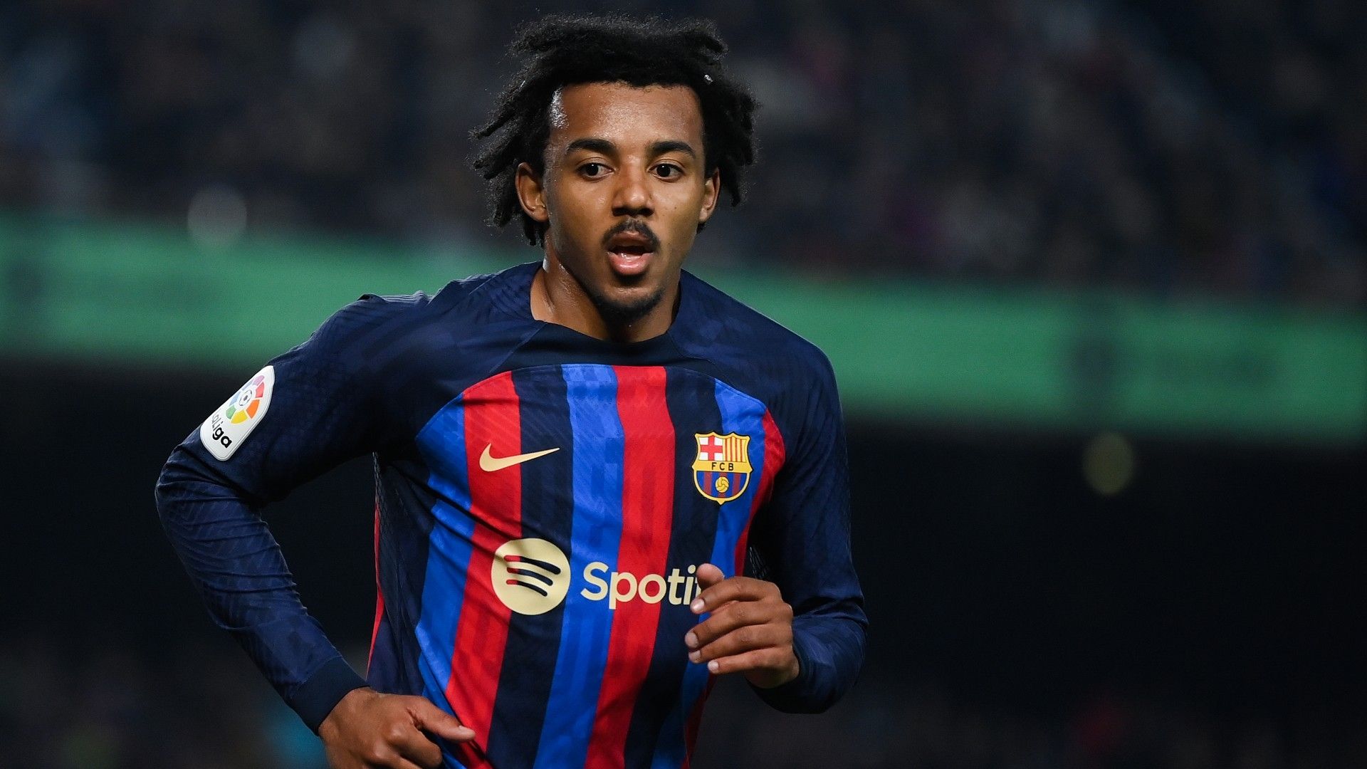 1年でバルセロナ退団？噂をクンデが真っ向否定「はっきりさせたい