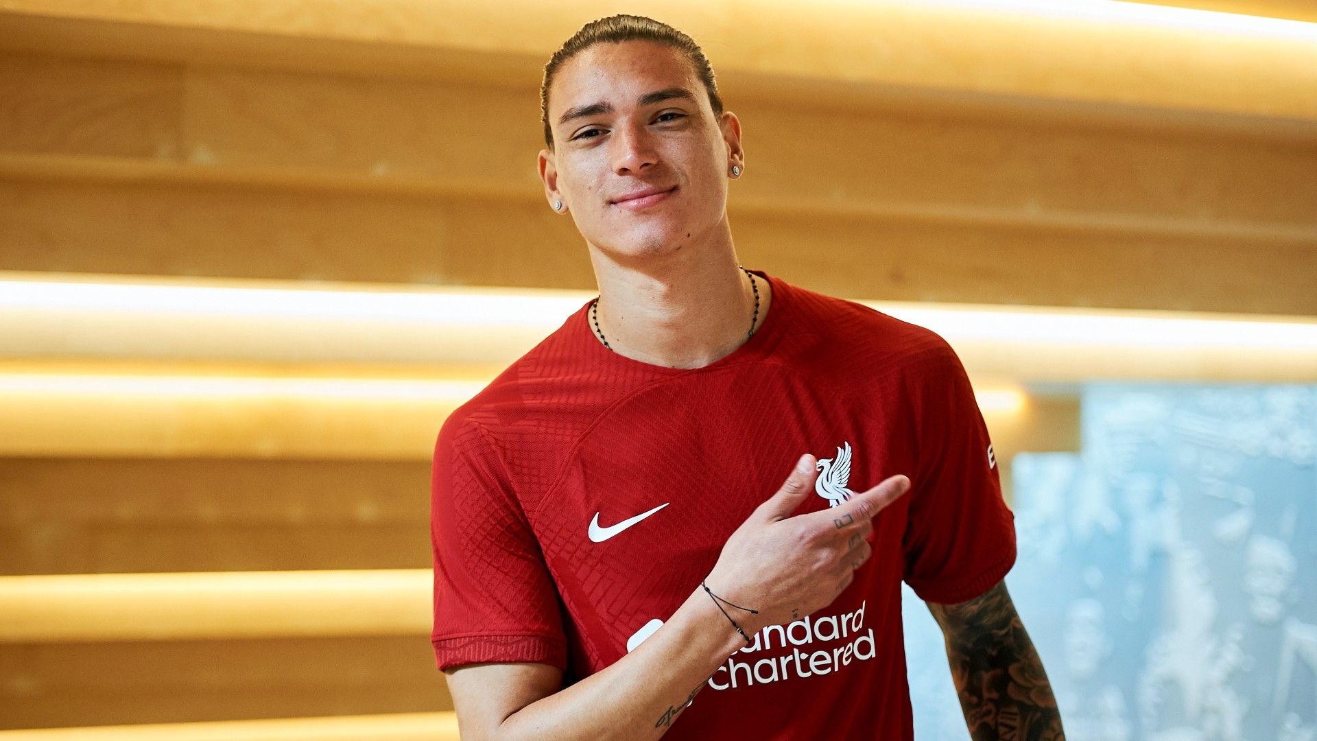 リヴァプール、クラブ史上最高額ヌニェスと6年契約締結！ | Goal.com 日本