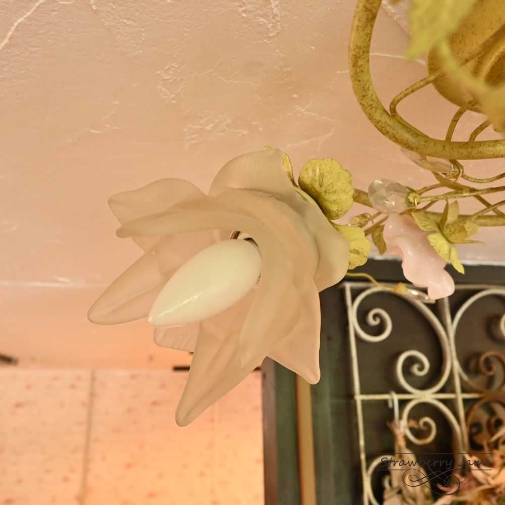 ILA-88 フランスアンティーク フラワーシェード シャンデリア 3灯