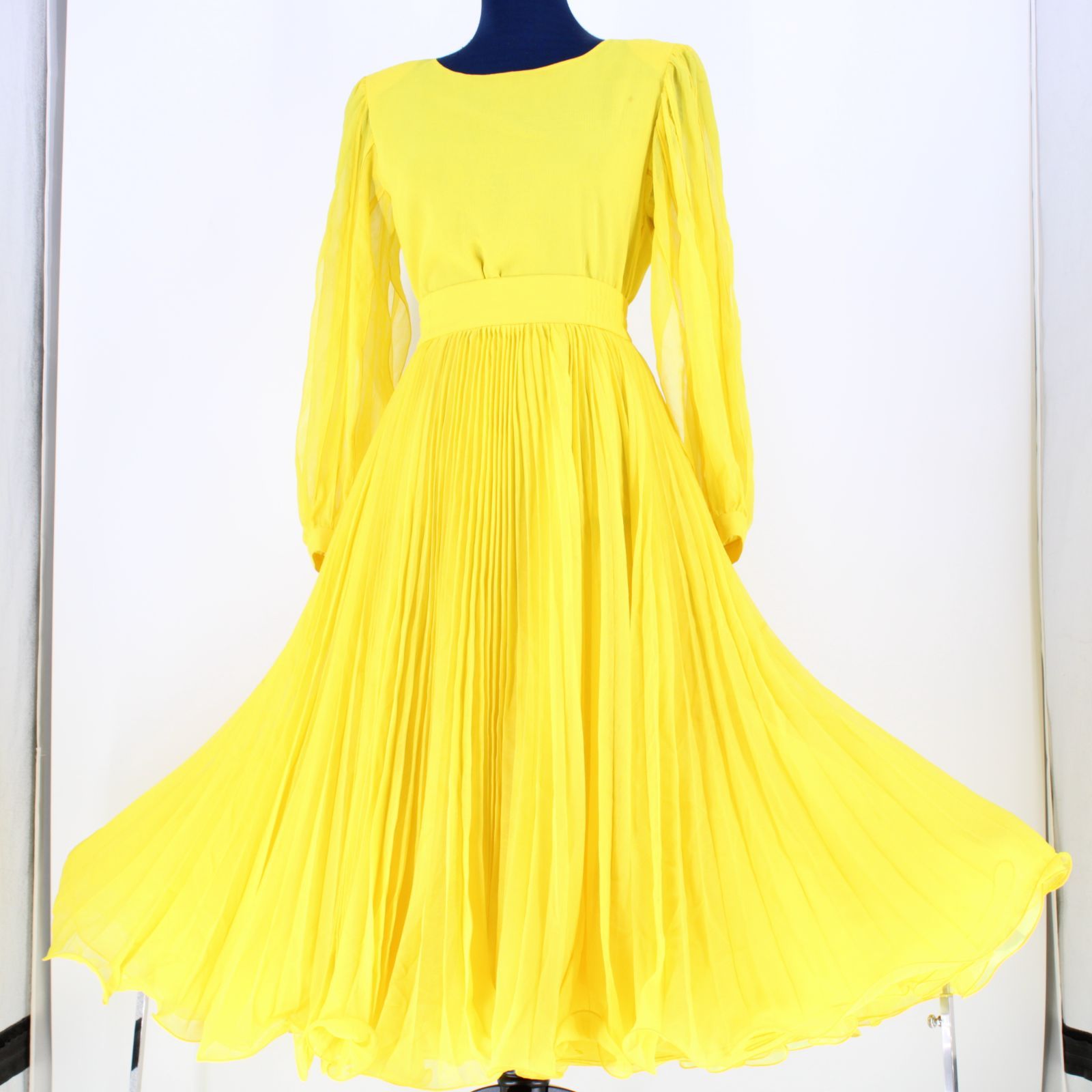 日本製 社交ダンス衣装】イエロー Chacott チャコット 上下セット 黄色