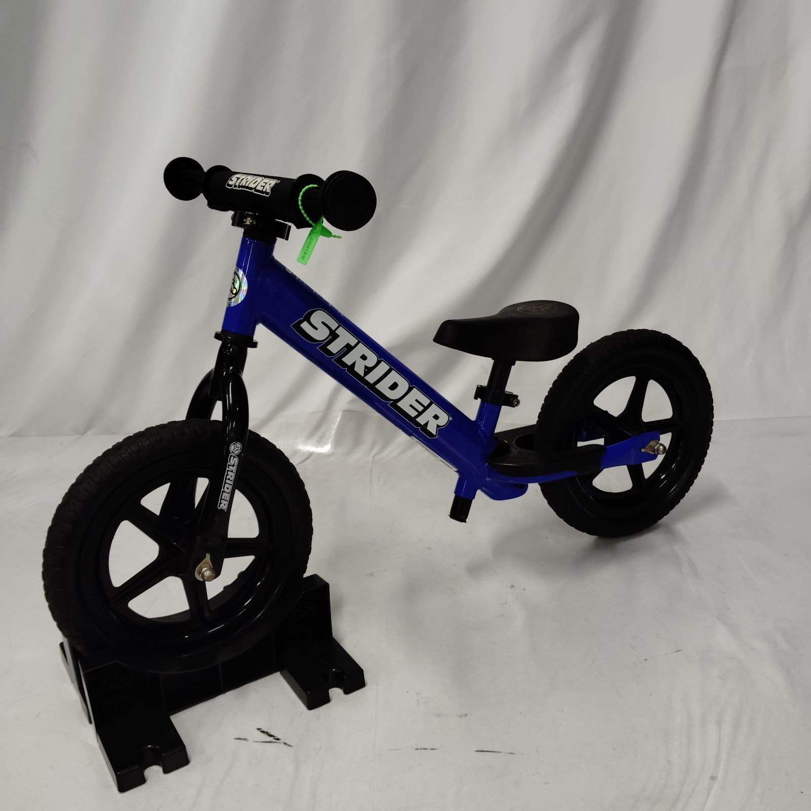 ストライダー スポーツ 12インチ 日本正規品 ブルー 2017年製 ブルー