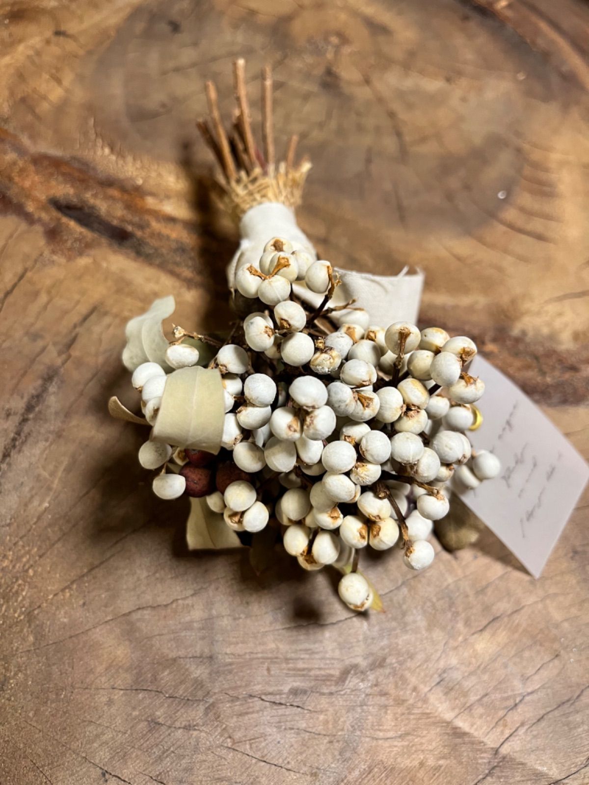 参考）メルカリ便グレビアあじさい白木トナカイ付きクリスマス