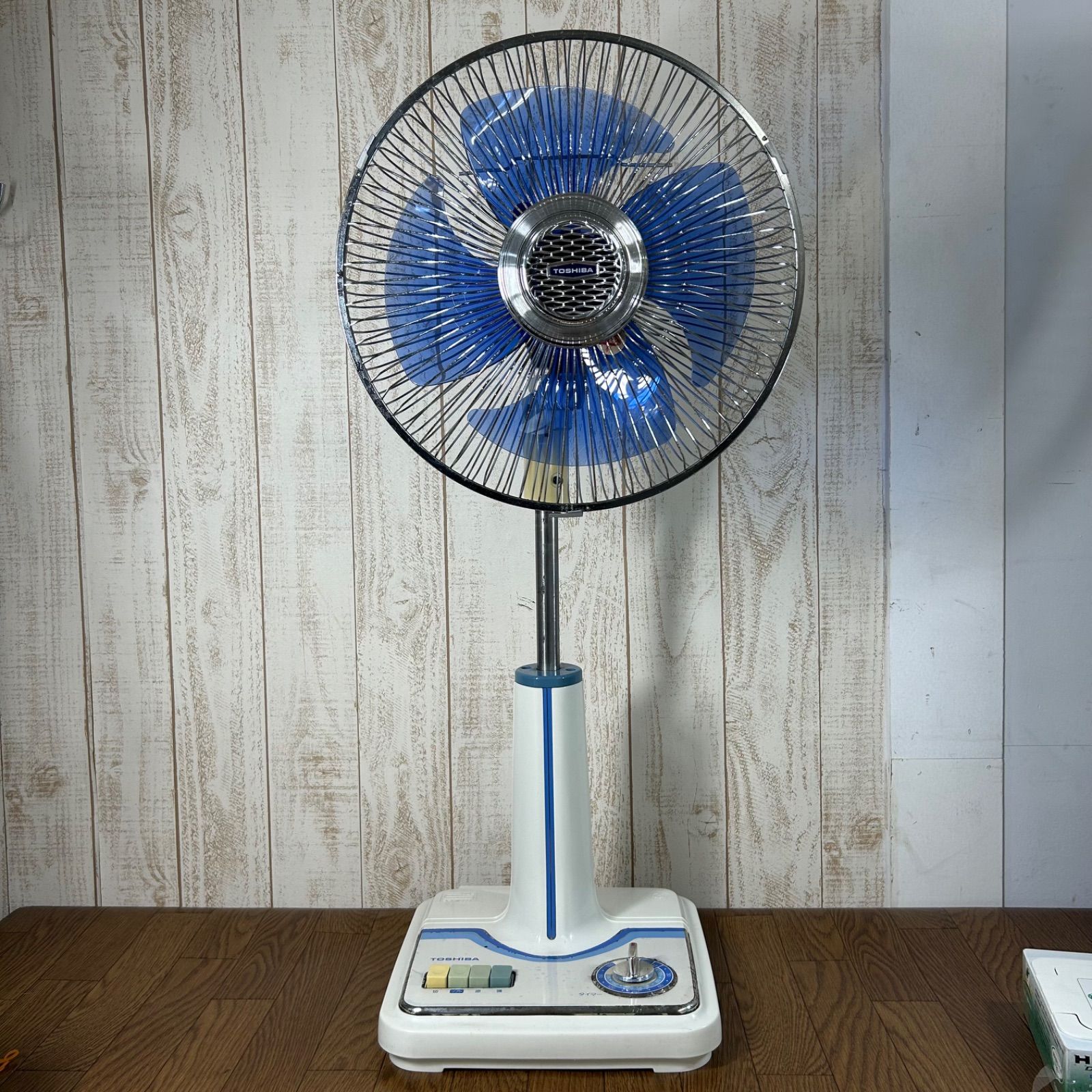 TOSHIBA 東芝 扇風機 F-222B 昭和レトロ - メルカリ