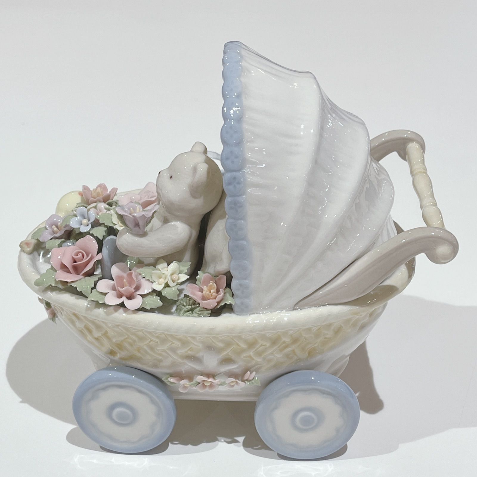 ベアくまさんベビーカーポーセリン陶磁器オルゴール
