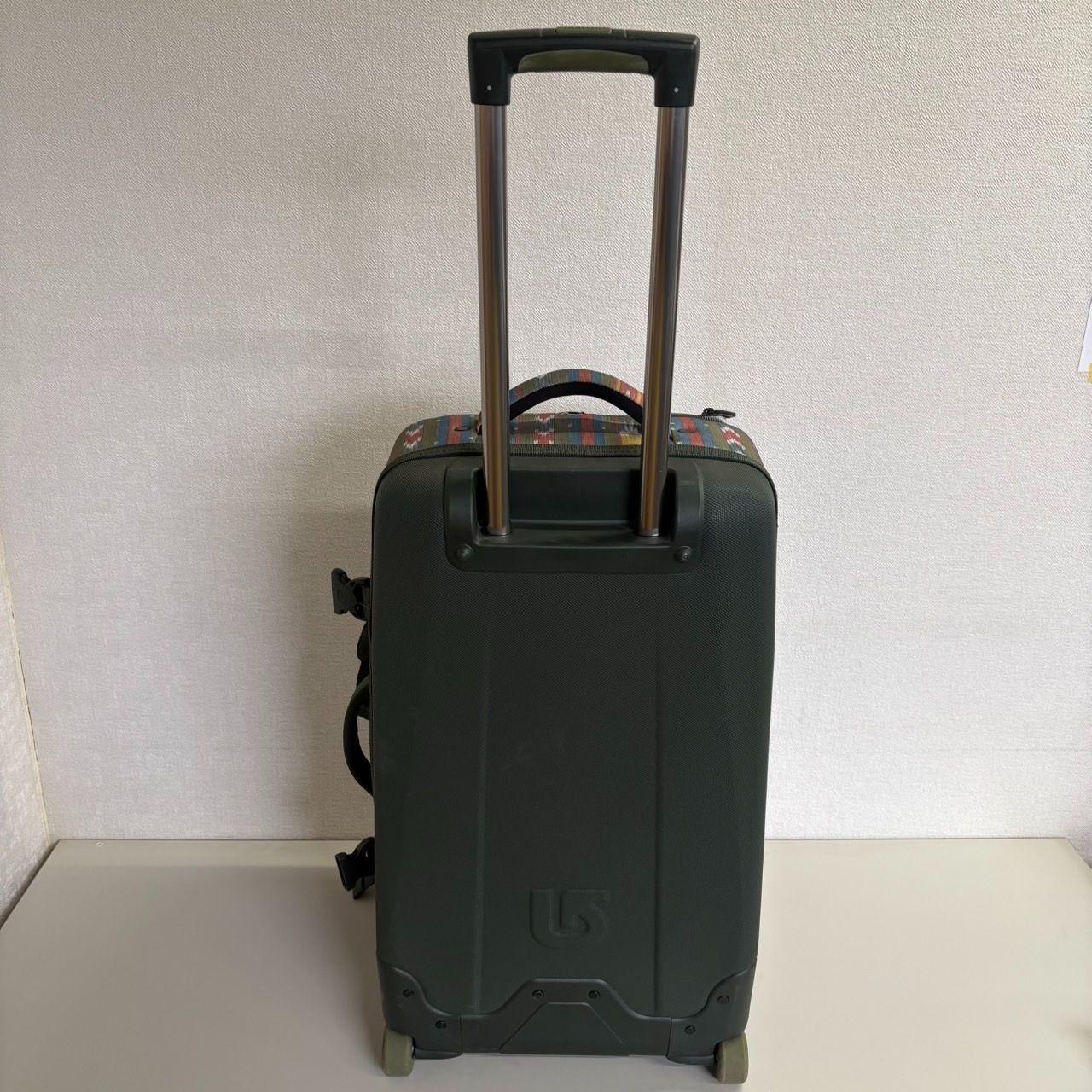 GI4【中古品】BURTON バートン キャリーバッグ 大型 ウィーリーダブル