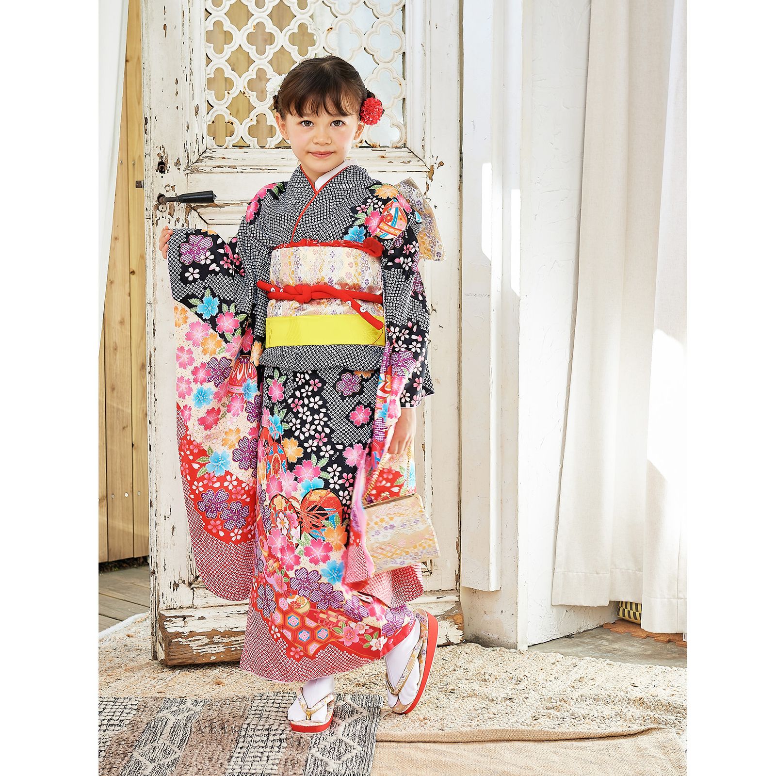 七五三 女の子 7歳 四つ身 着物 帯 フルセット 絞り柄 黒 赤 BY9-1