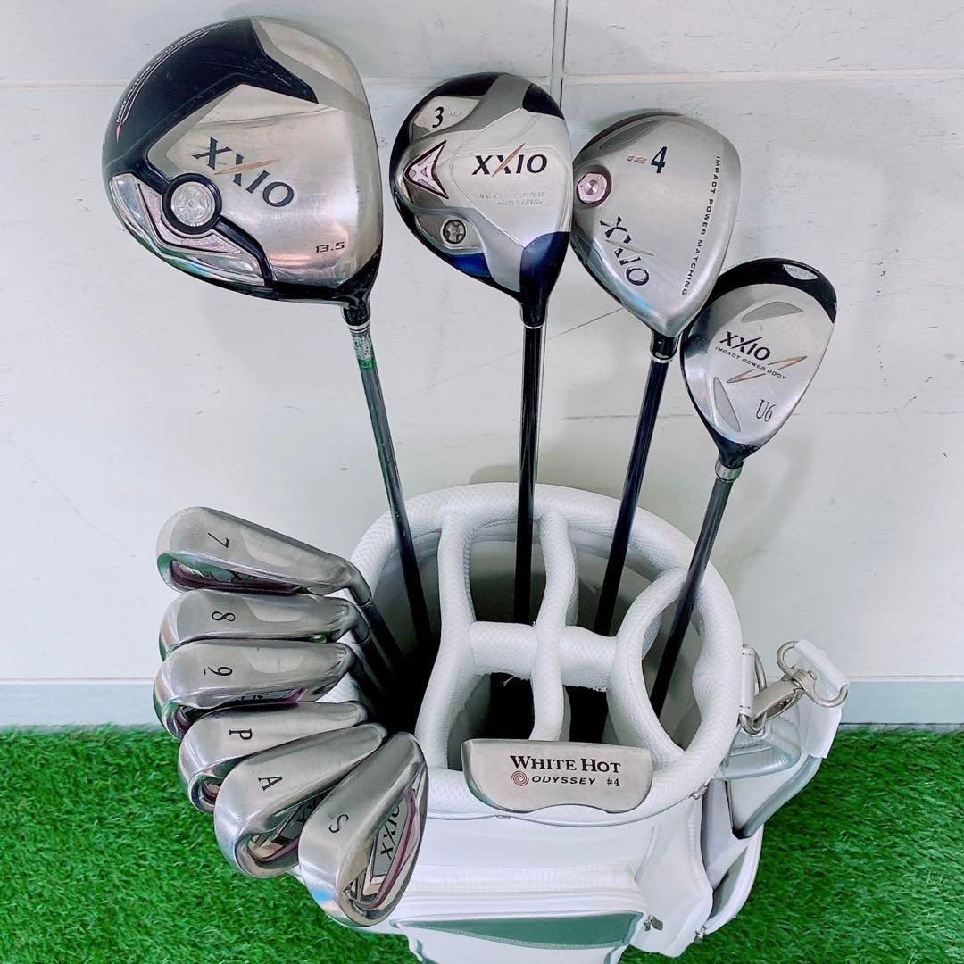 新品キャディバッグ ゴルフクラブ レディースセット ゼクシオ 700