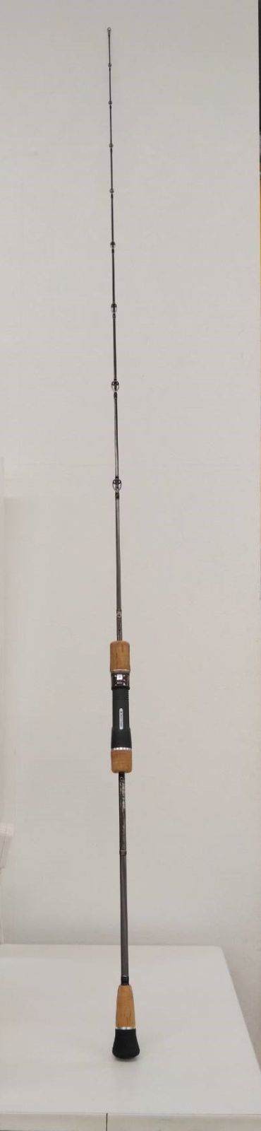 クアトロ スタジオーネ Quattro Stagione アルマーレ