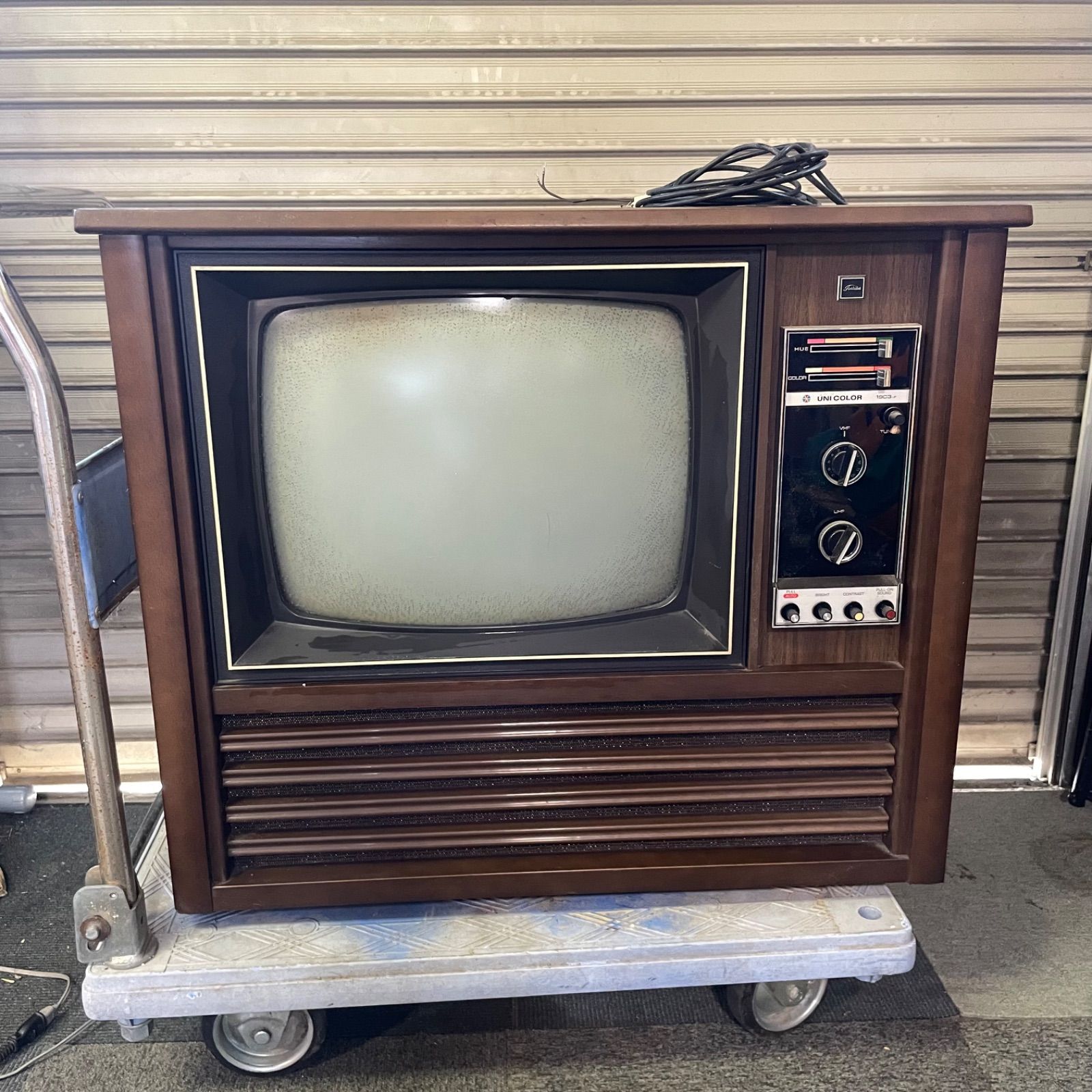 ♭ TOSHIBA 19C3 レトロ アンティーク ブラウン管テレビ - メルカリ