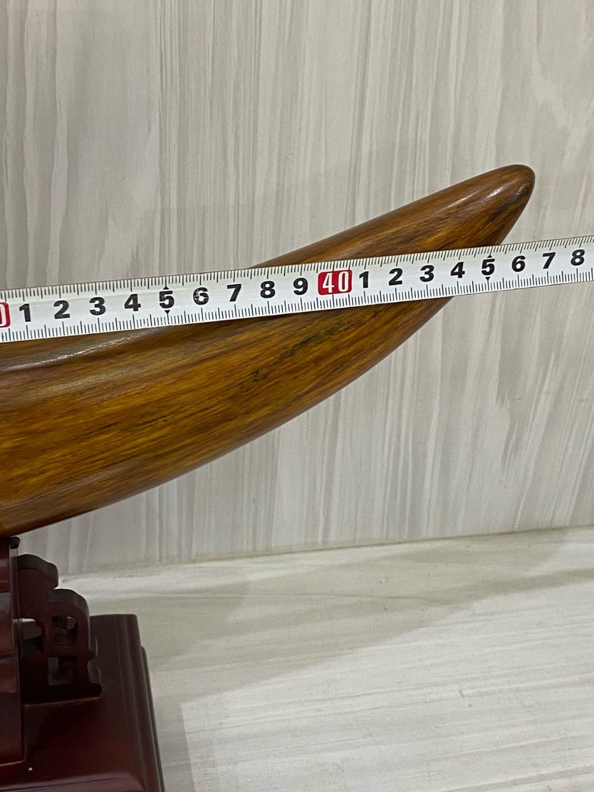 天然マンモス牙美しい手作り彫刻 童子戯弥勒 置物飾り - メルカリ