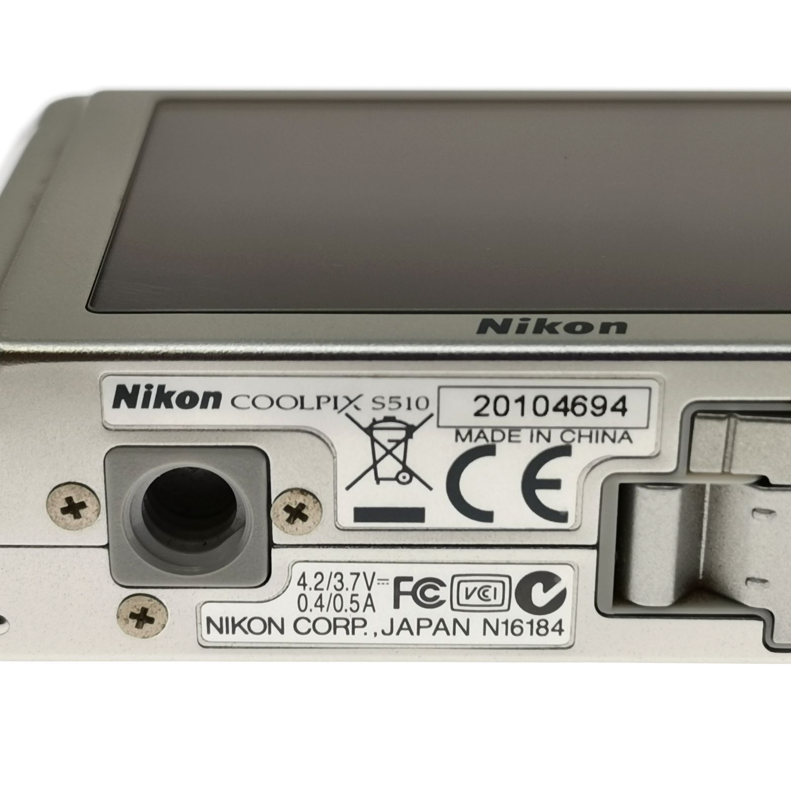 ニコン coolpix s510 シルバー デジカメ 充電器ないため動作未確認