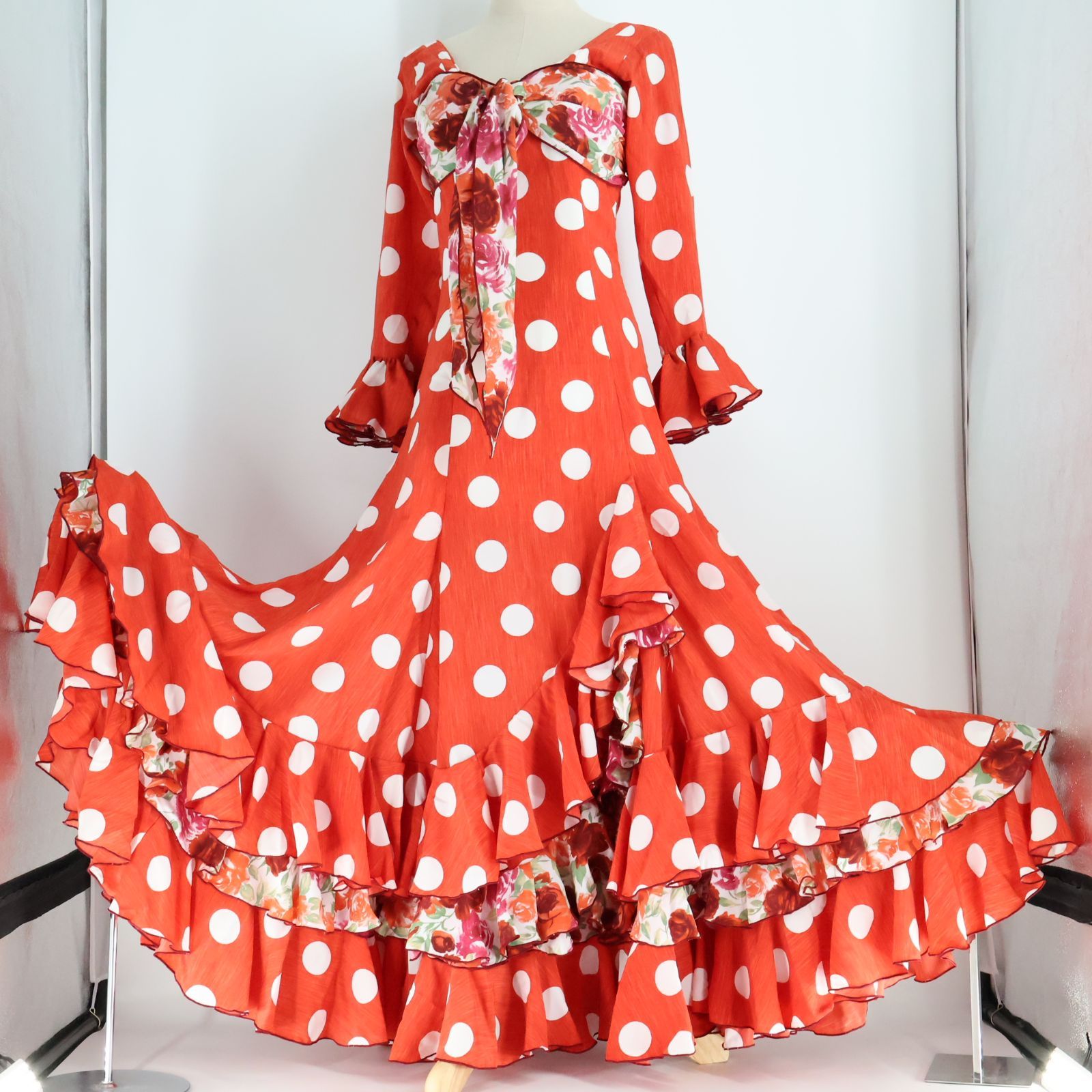 スペイン製 フラメンコ衣装】レッド ワンピース ドレス 赤 ドット 水玉