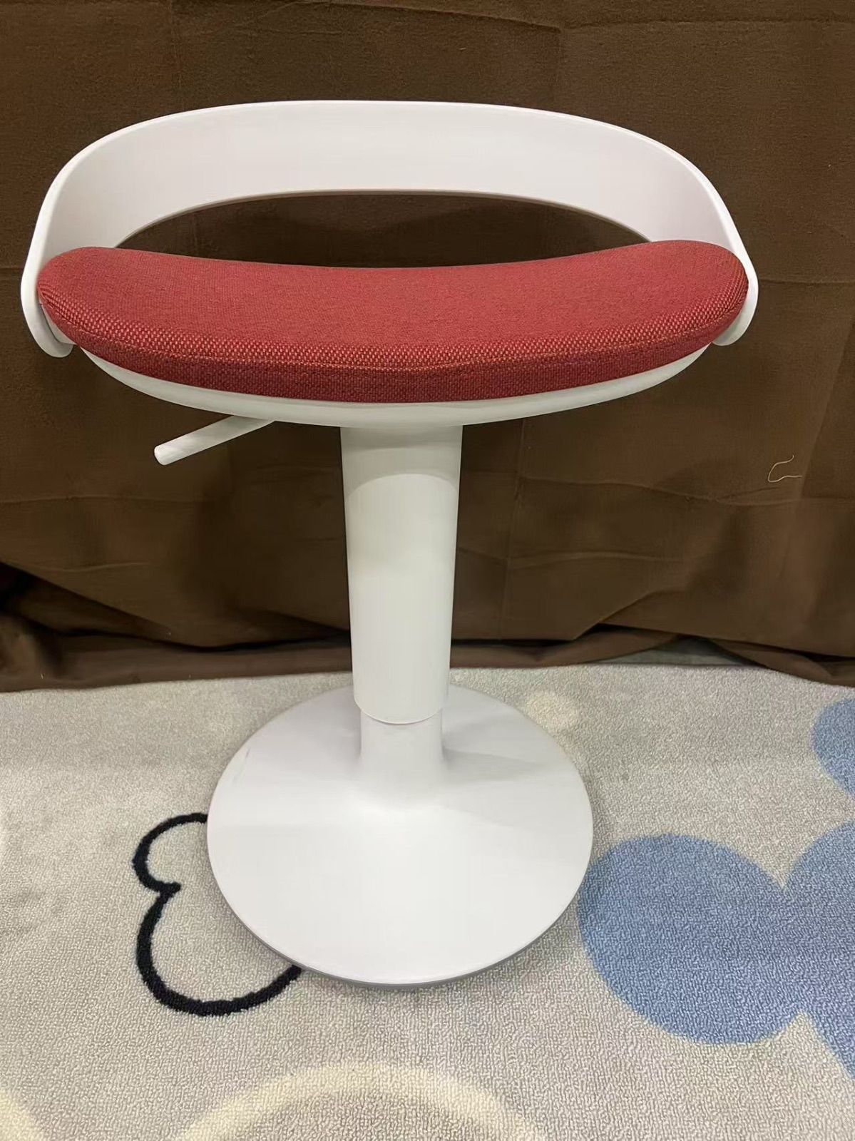 美品】コクヨ ジョイン 昇降スツール 2024年製 - メルカリ