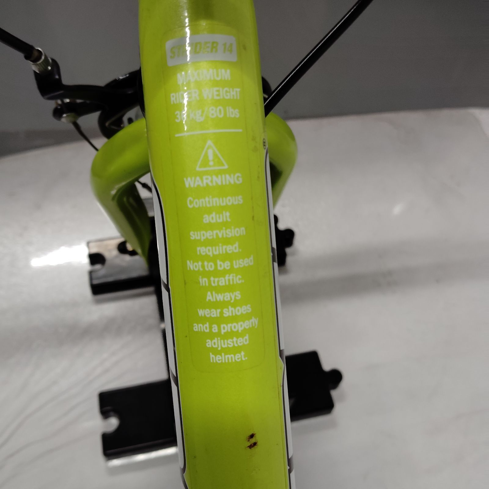 大人気 STRIDER ストライダー 14× ライムイエロー 廃盤品 希少カラー