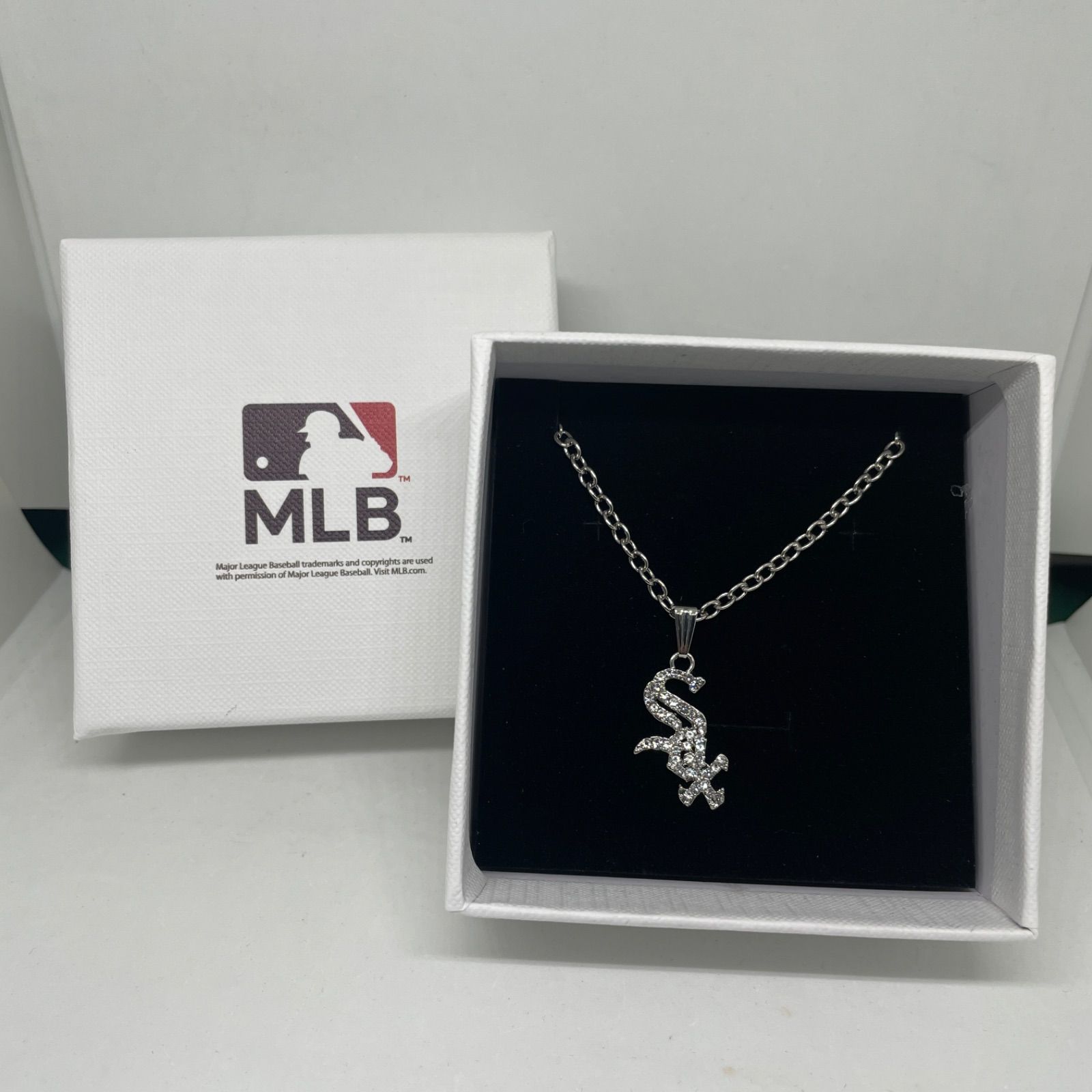 新品】シカゴ ホワイトソックス ジルコニア付き ネックレス シルバー