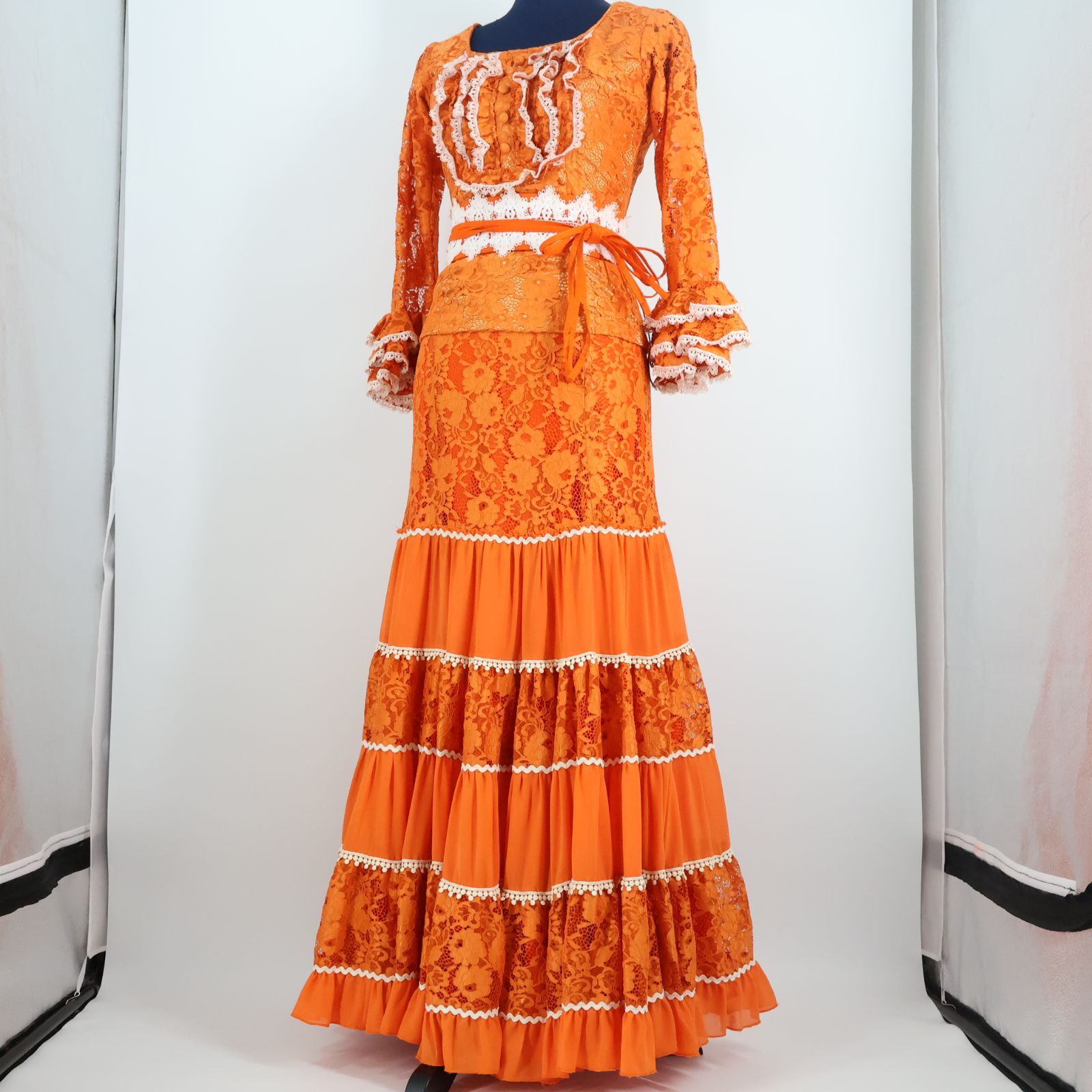 美品 フラメンコ衣装】オレンジ SONIA JOHNES ソニアジョーンズ 上下