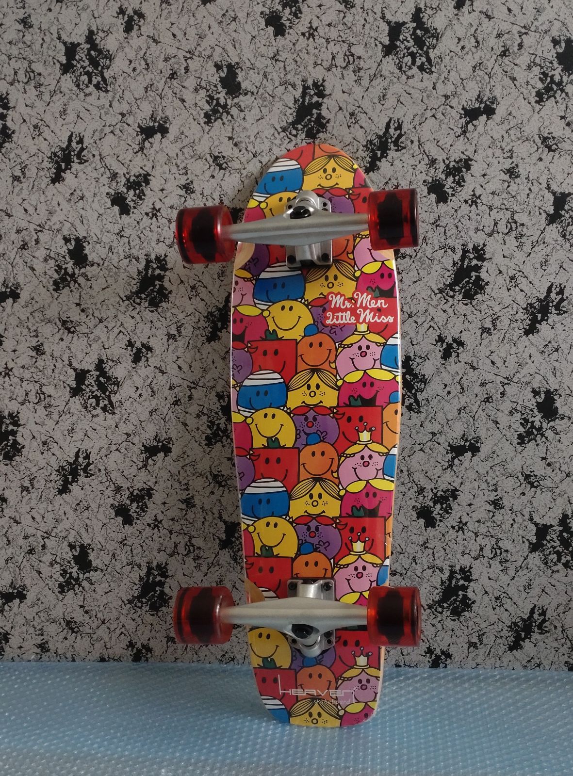 28＜税込送料込み＞前後カービングトラック搭載 ヘブン 28ショート