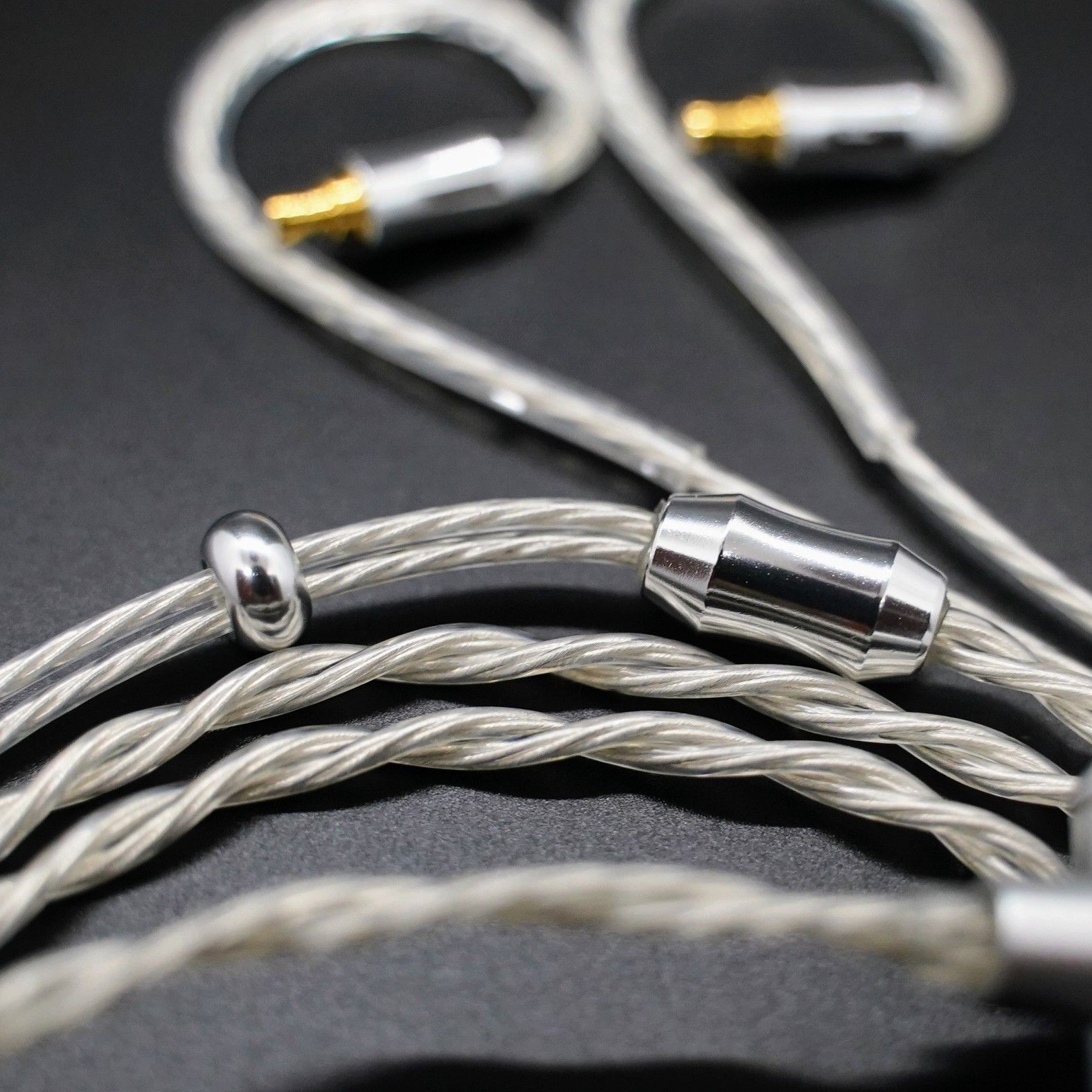 最高峰グレード 7N超冷凍製単結晶銅銀メッキ最高ケーブル IE500/4.4mmL