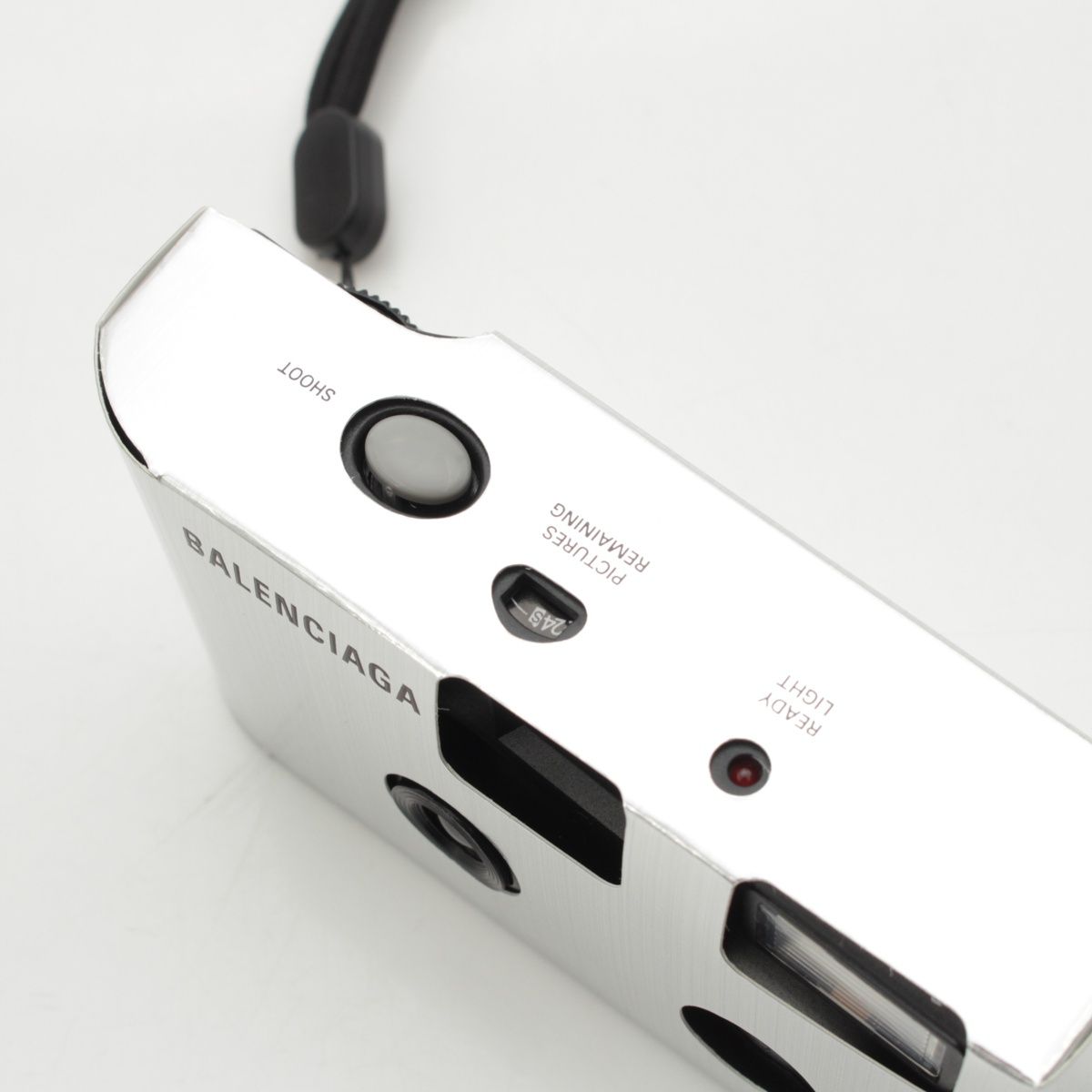 バレンシアガ 2025年 バレンタイン シーズンギフト レンズ付 フィルム