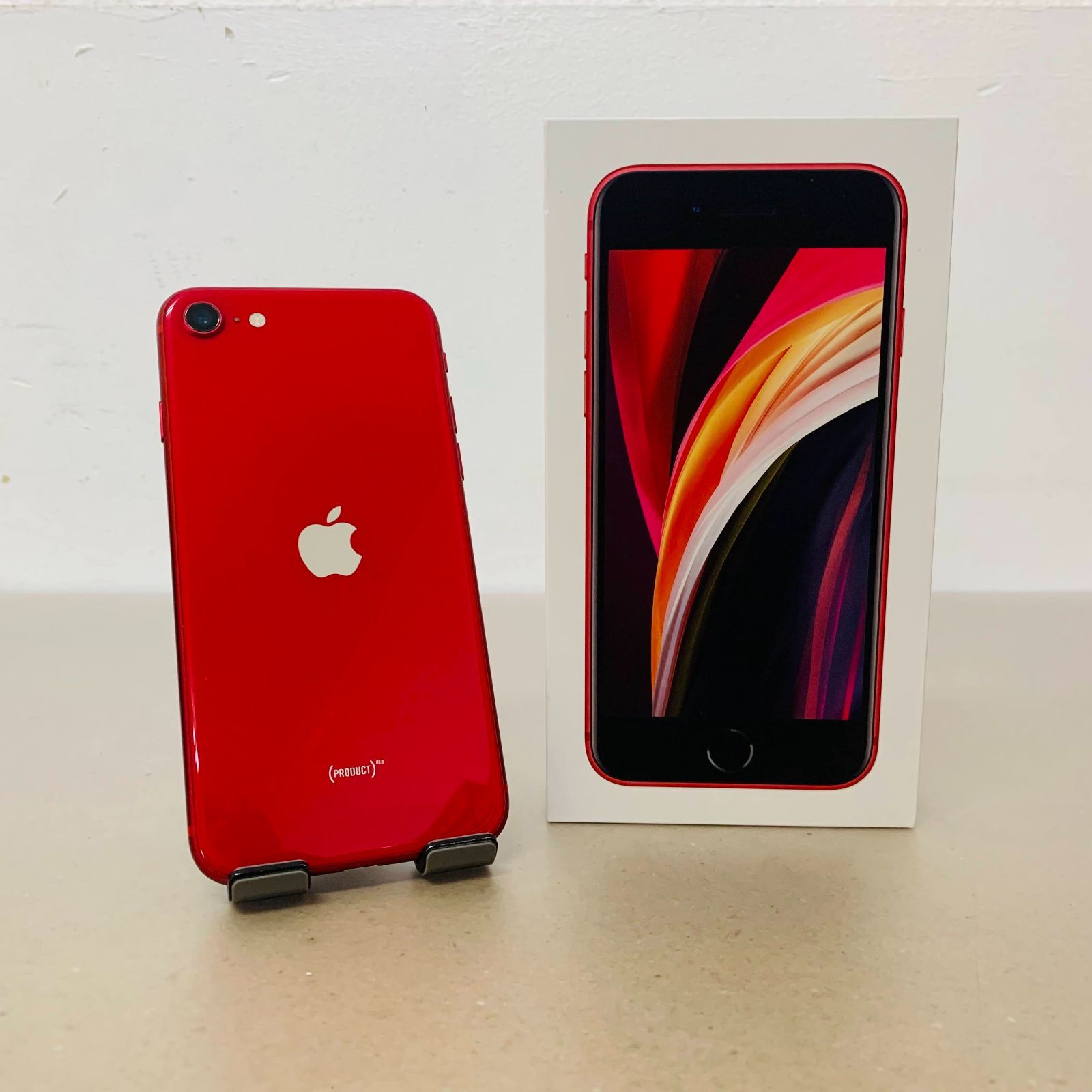 送料込】Apple iPhone SE RED 第二世代SIMフリー iPhone SE (第2世代