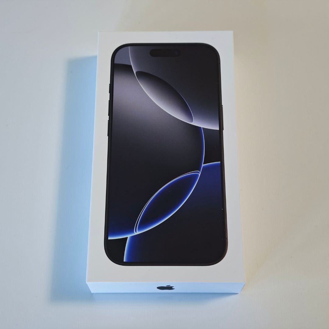 海外版 iPhone15 SIMフリー シャッター音なしAppleCare残り有 SIM