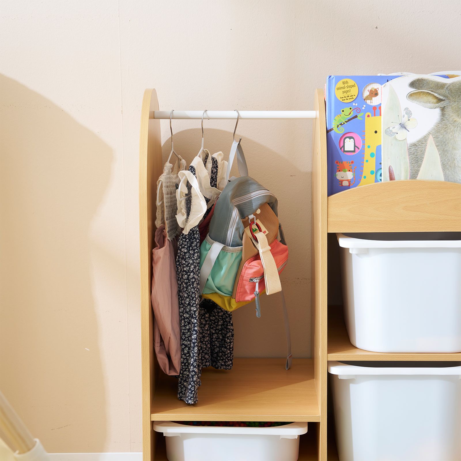 おもちゃ収納ラック ハンガーバー付き 子ども用家具 幅64.6×奥行40×高