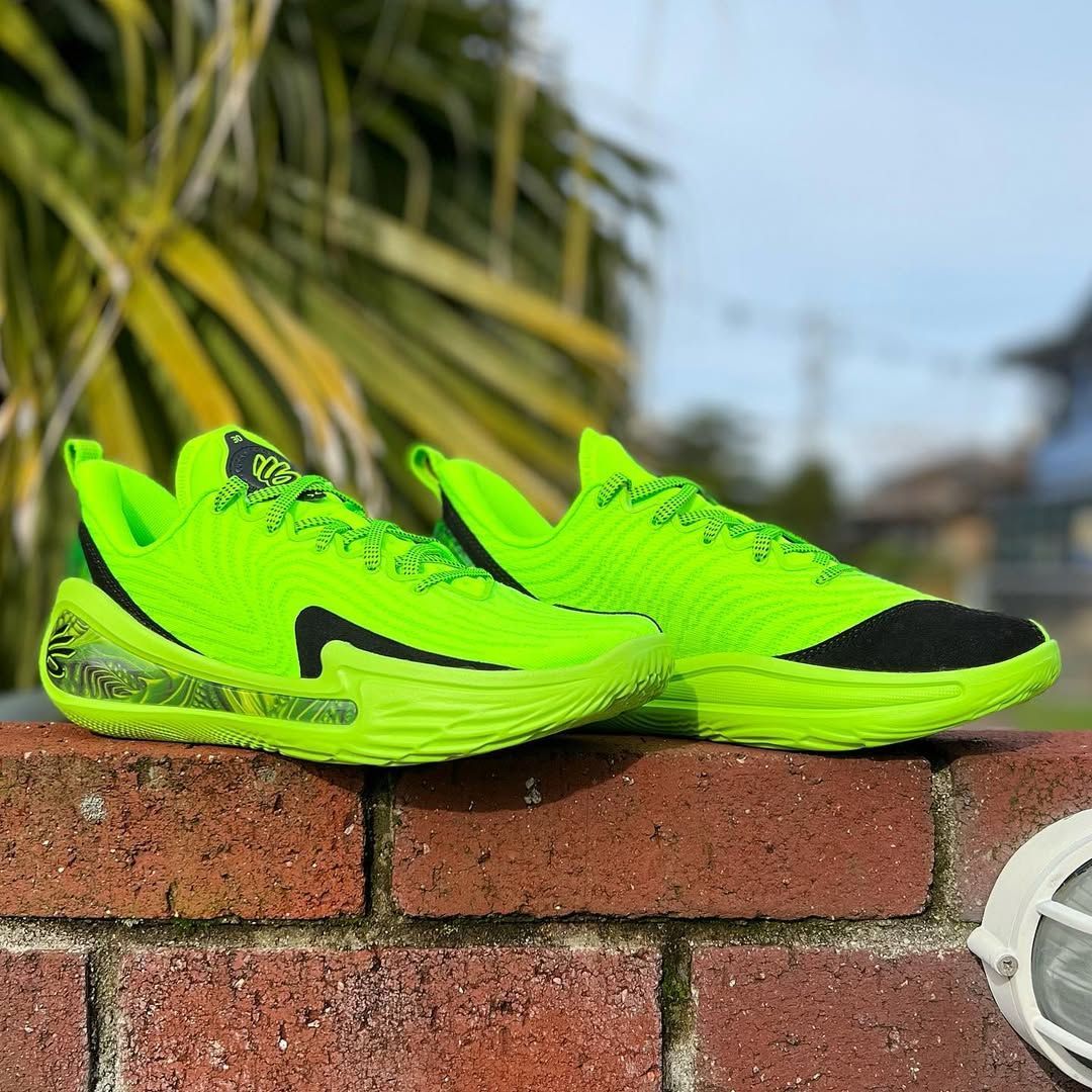 UNDER ARMOUR CURRY 12 'EXTRATERRESTIAL' アンダーアーマー カリー 12