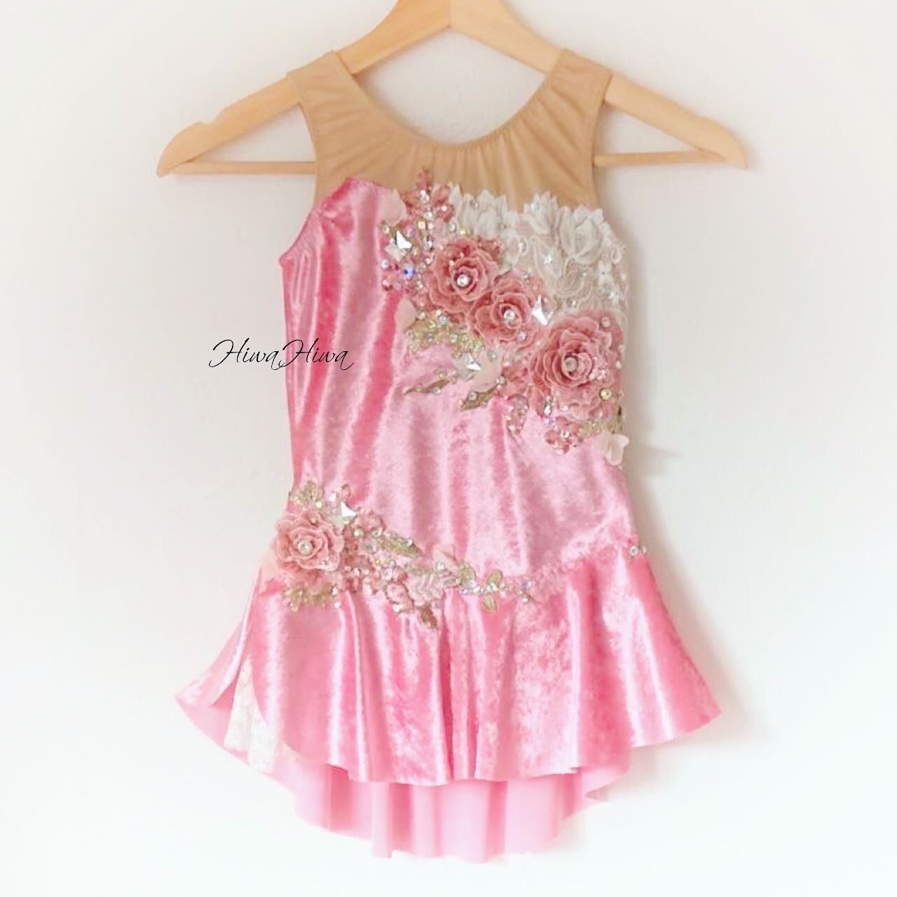 バトントワリング バトントワーリング衣装 スカート付き ダンス