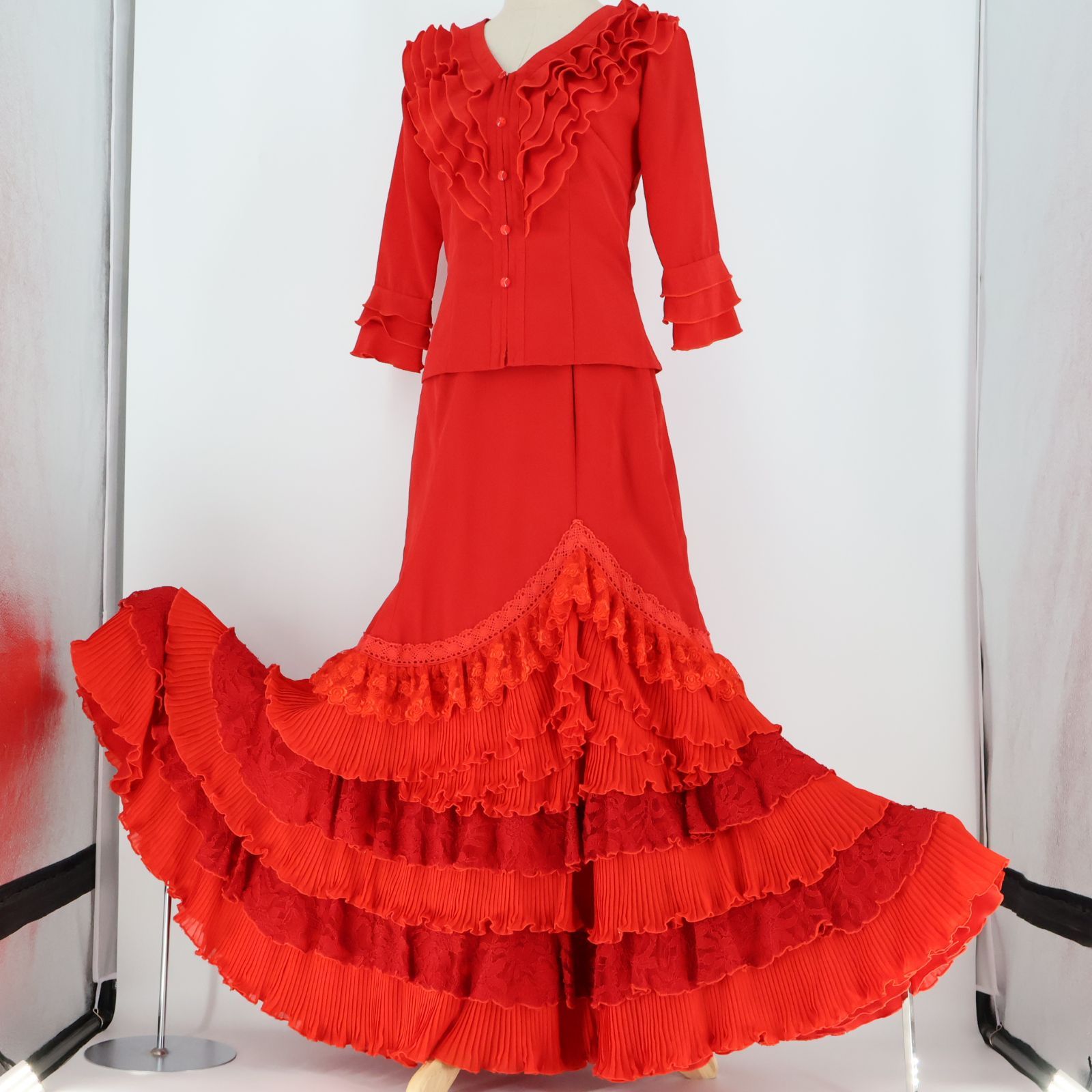 美品 フラメンコ衣装】レッド SONIA JOHNES ソニアジョーンズ 上下