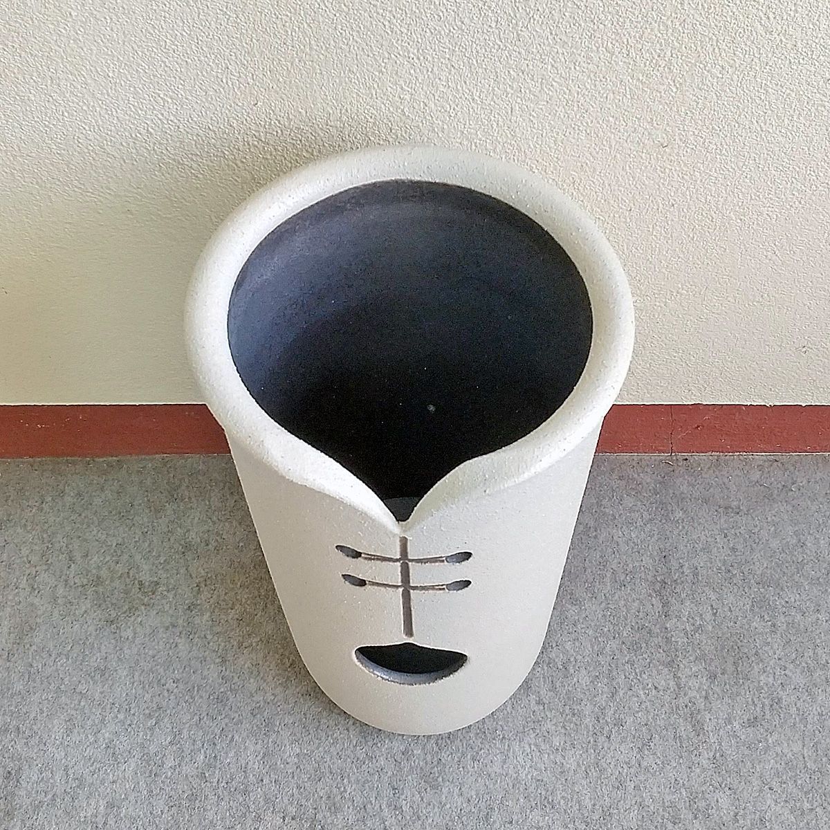 陶器傘立て ツートンカット傘立 信楽焼 ヤマタツ陶業 524-06 現品限り