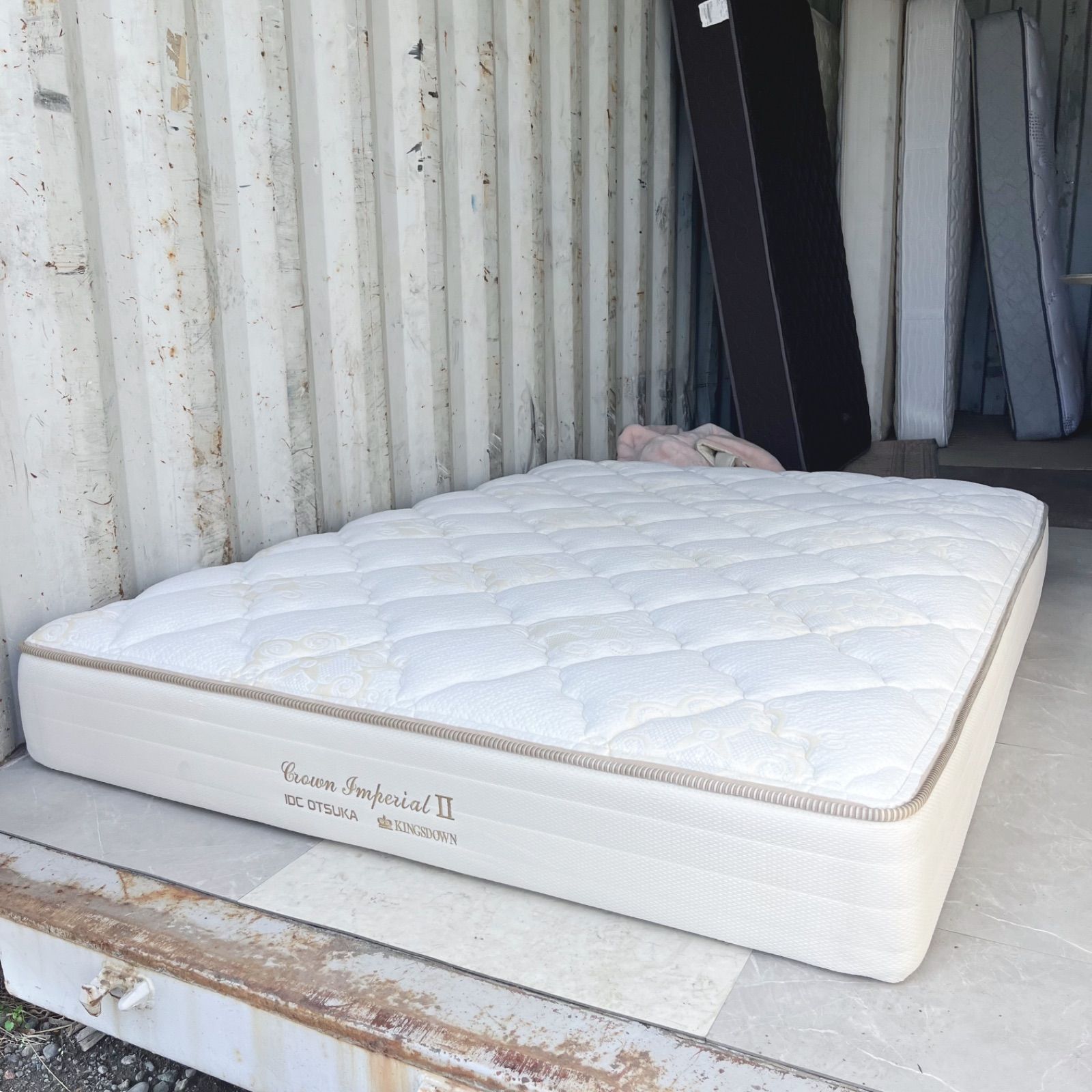 取付無料！IDC大塚 キングスダウン クラウンインペリアル2 ダブル