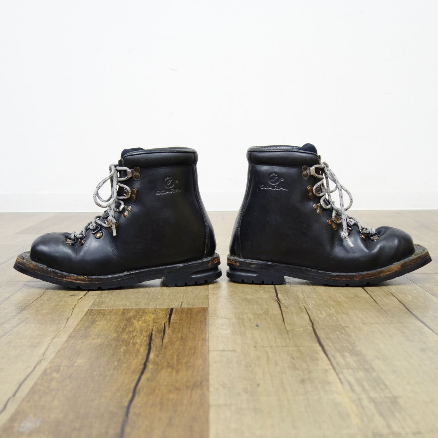 希少 スカルパ SCARPA ビンソン テレマーク スキー ブーツ 革靴 レザー