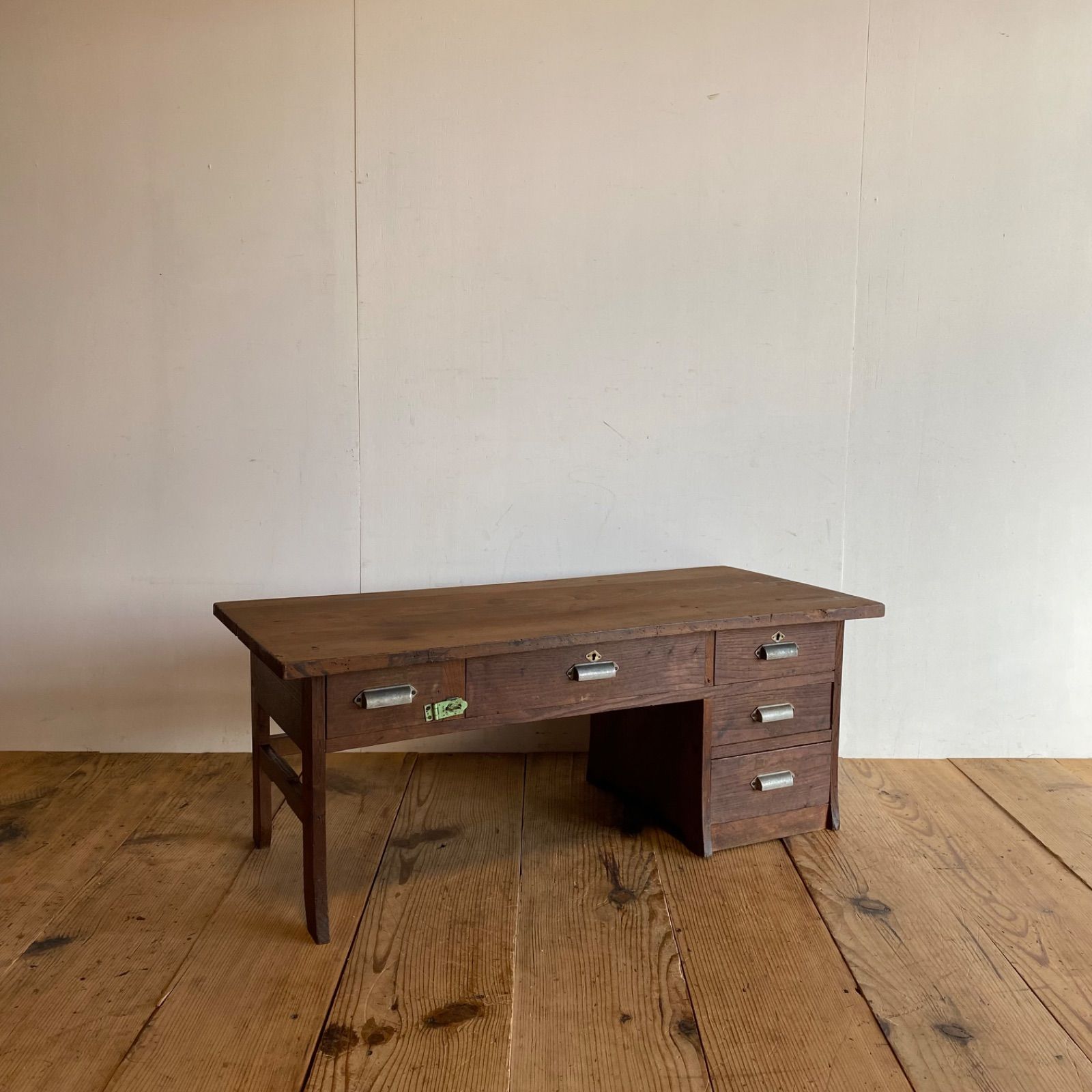 アンティーク 木製デスク ローテーブル 机 作業台 古家具 引き出し