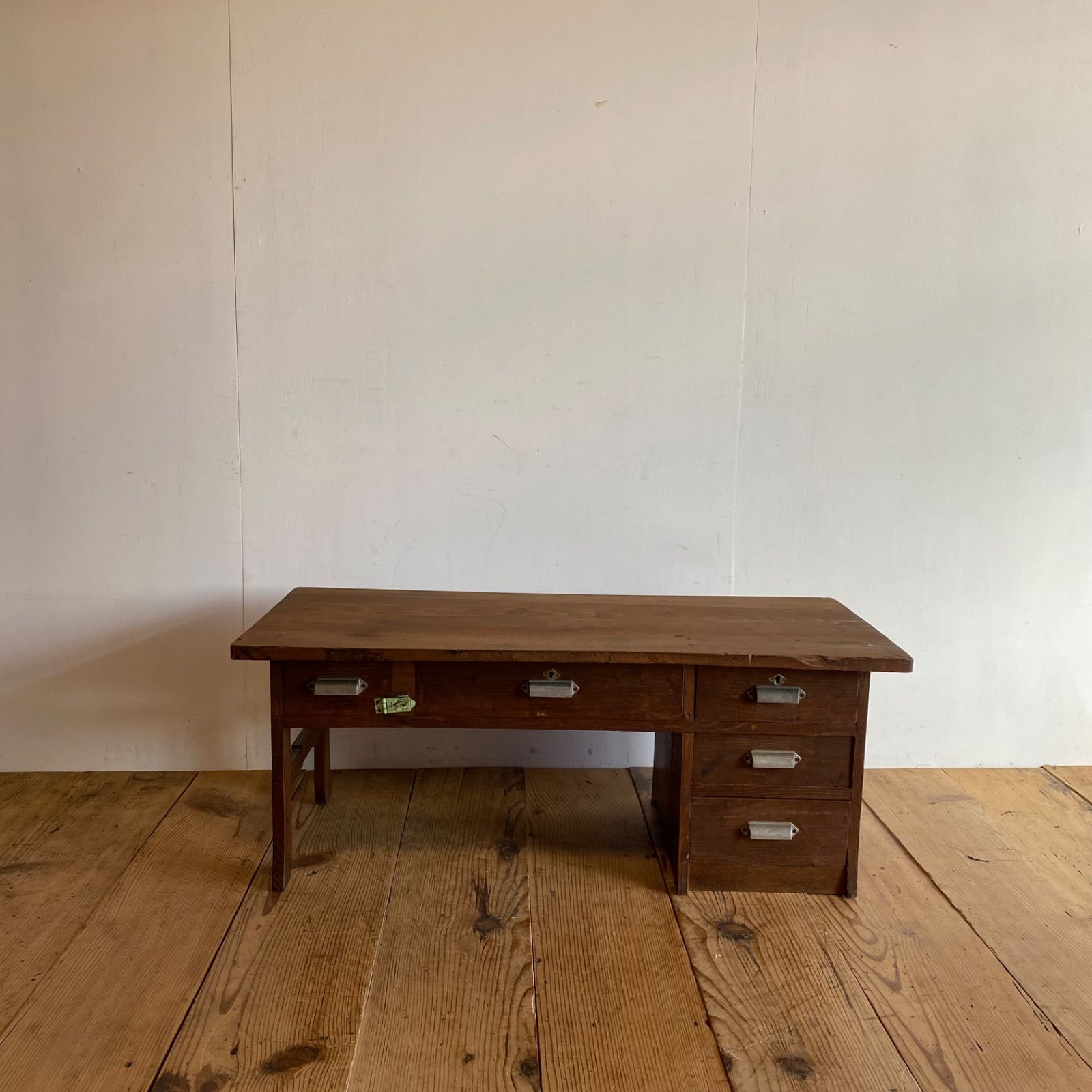 アンティーク 木製デスク ローテーブル 机 作業台 古家具 引き出し