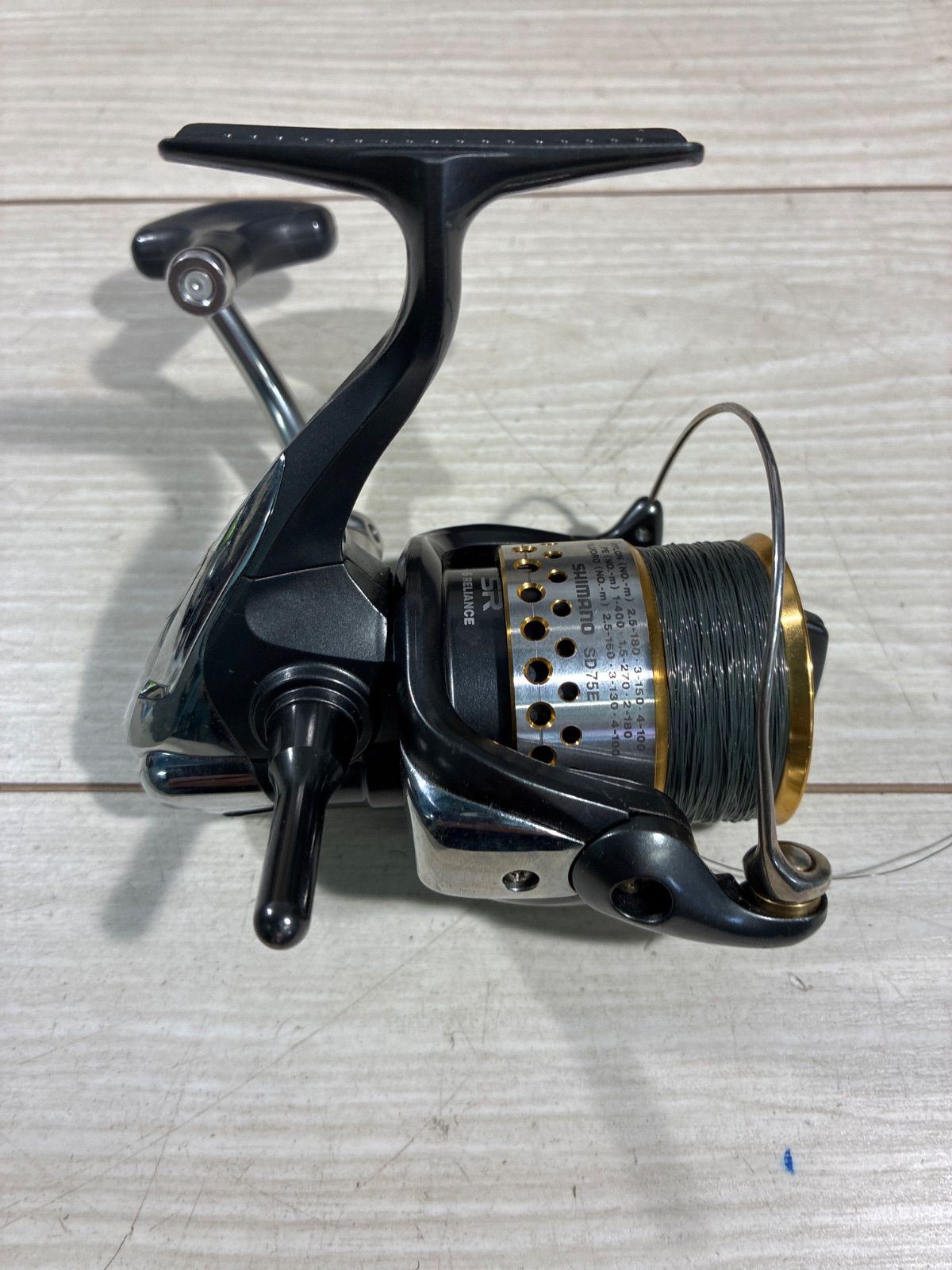 シマノ スピニングリール 09RARENILIM C14 C3000 整理番号R24 - メルカリ