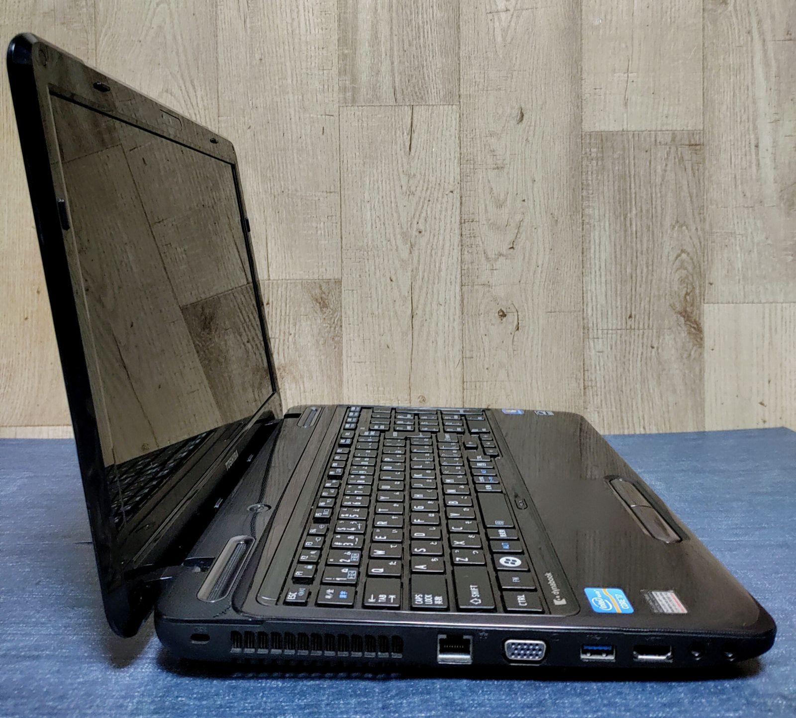 TOSHIBA dynabook Corei7 メモリ8GB SSD256GB 大画面 ブルーレイ対応